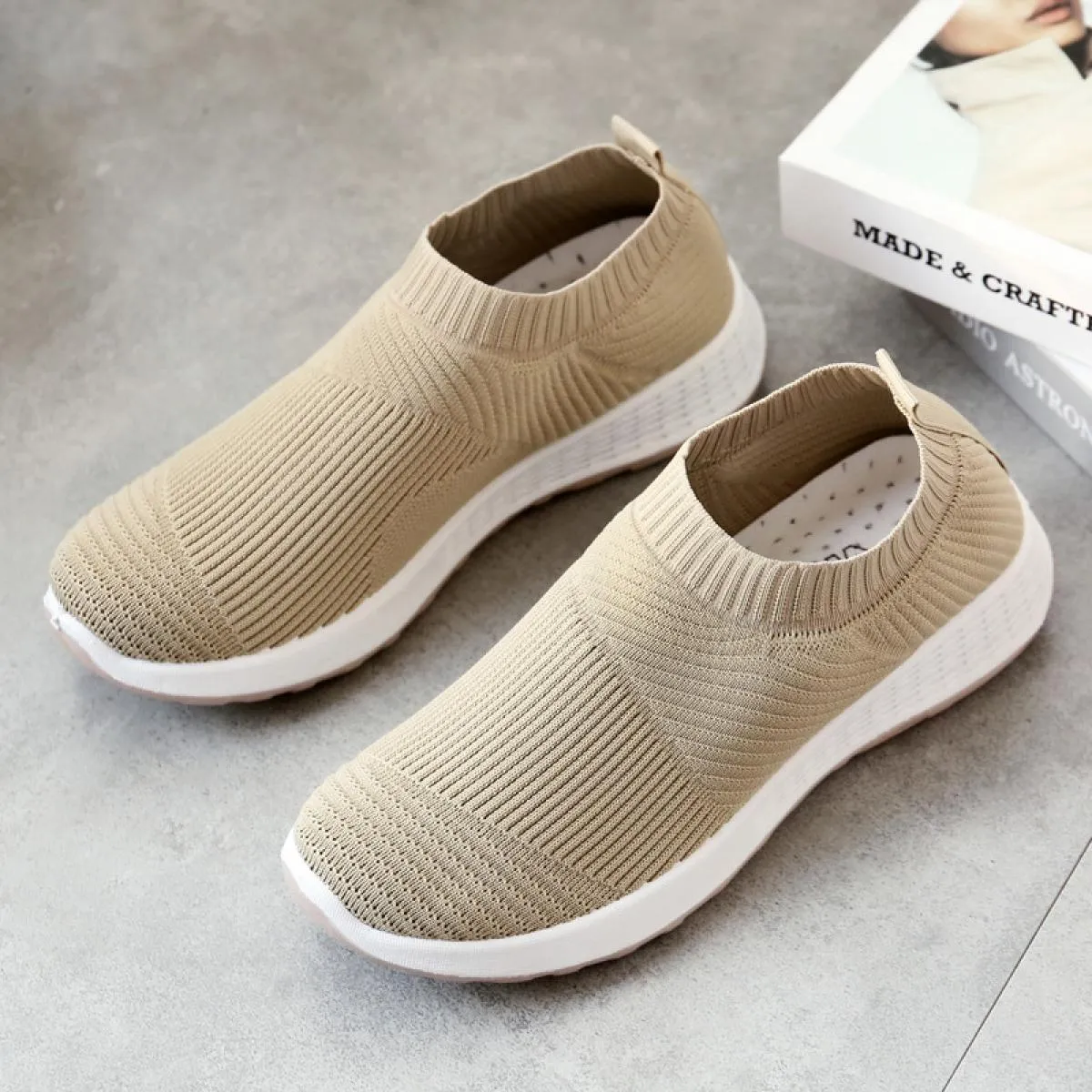 2022 nuove calze traspiranti scarpe da donna scarpe da donna mocassini moda suola morbida leggera sneakers casual con plateau do