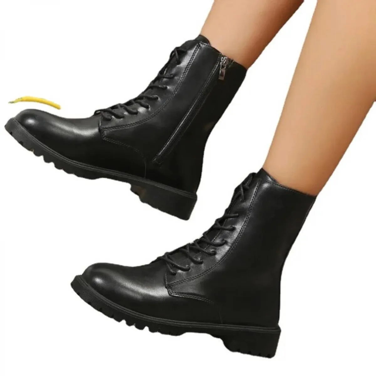 2024 Autunno Nuove Donne Stivaletti Internet Rosso Spessa Suola Stivaletti Pu Allacciatura Colore Solido Grandi Scarpe Moda Bota
