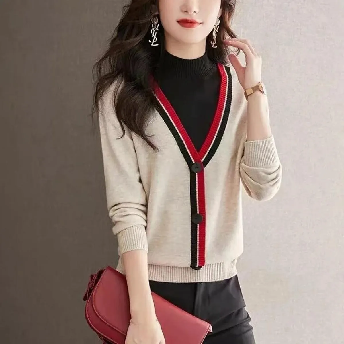 Autunno Inverno Nuovo collo mezzo alto Finto maglione pullover sottile in due pezzi Bottone colorato da donna Manica lunga lavor