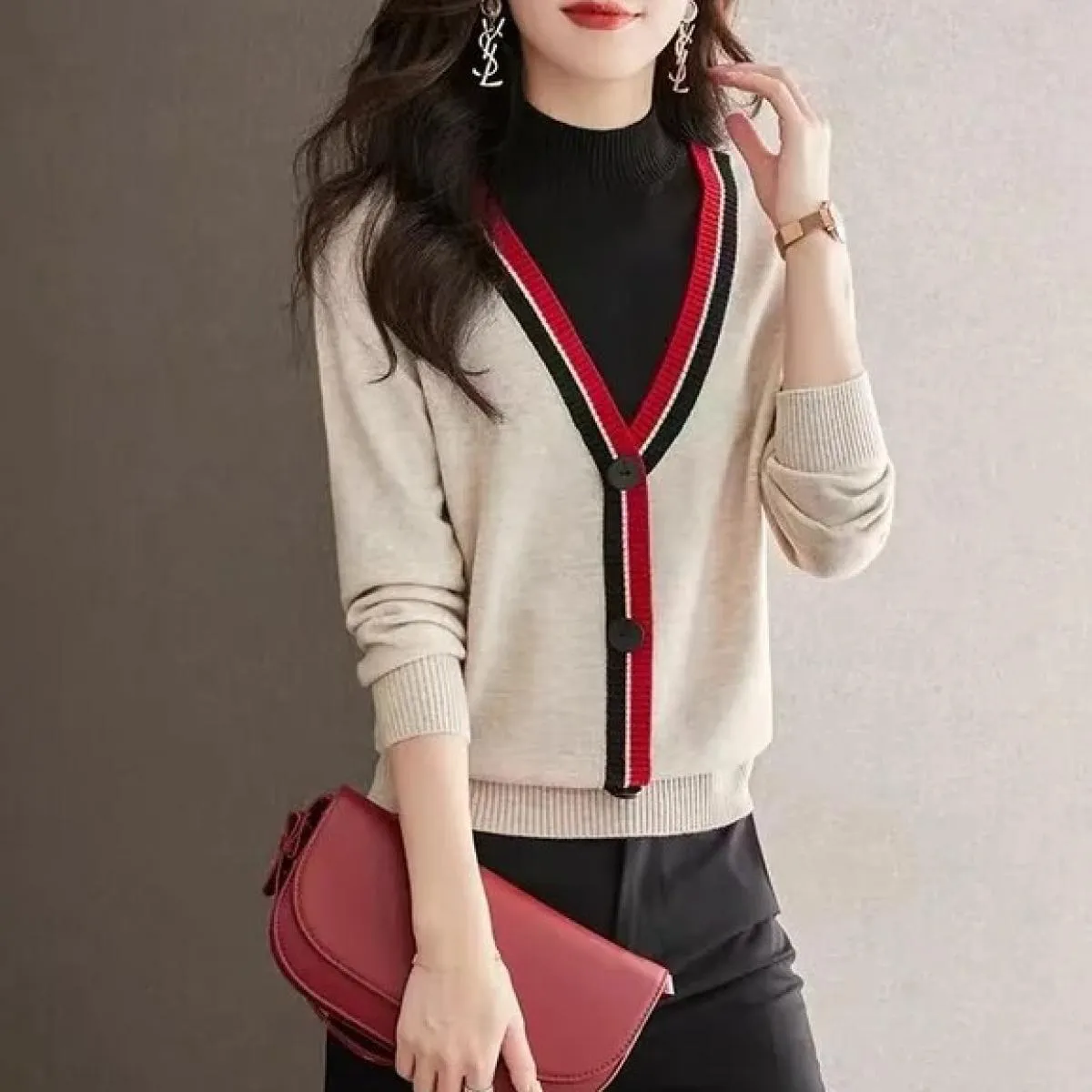 Autunno Inverno Nuovo collo mezzo alto Finto maglione pullover sottile in due pezzi Bottone colorato da donna Manica lunga lavor