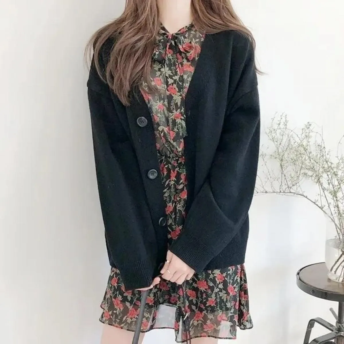 Autunno Inverno Nuovo maglione tinta unita cardigan moda donna scollo a V bottone maglione cappotto donna