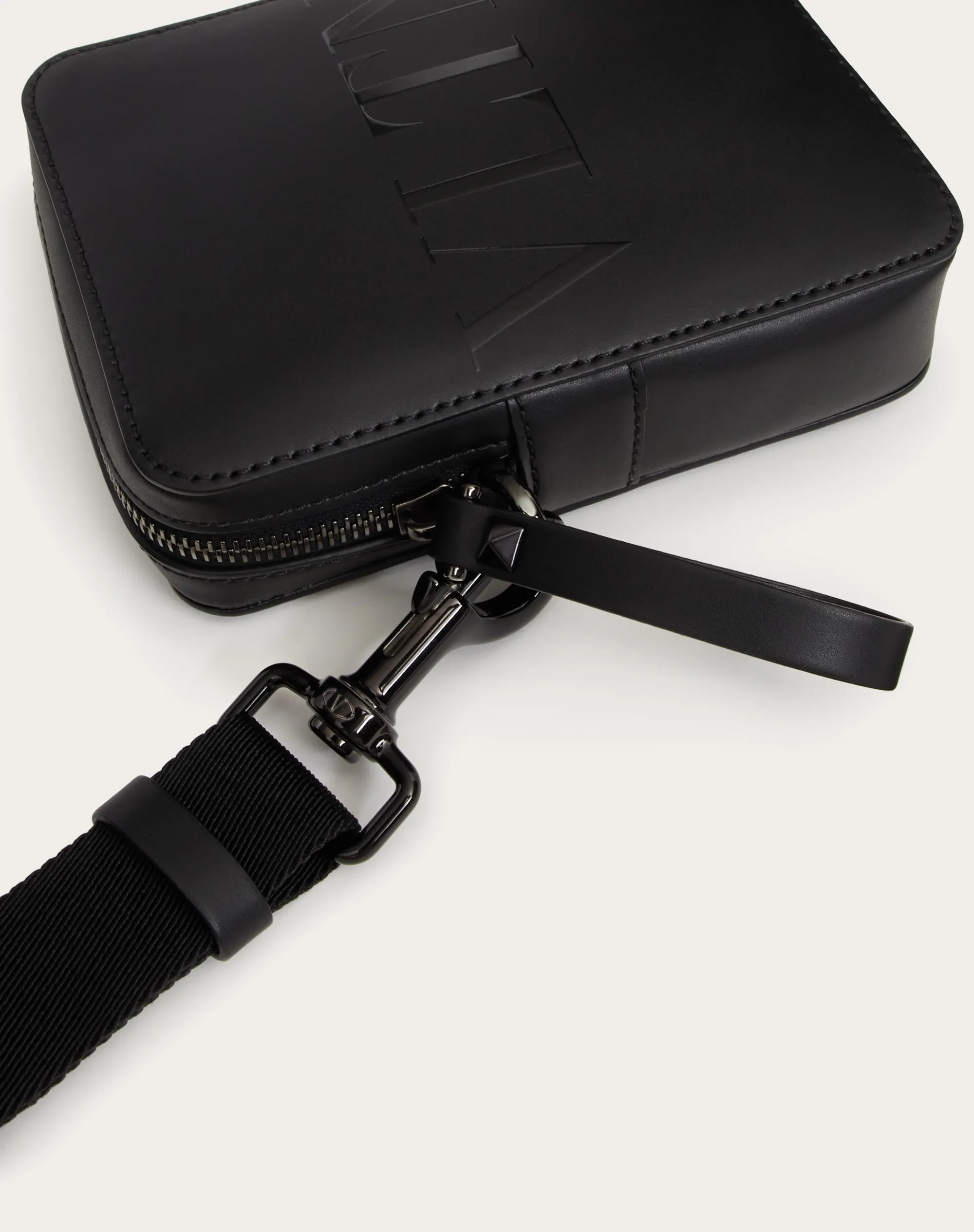 BORSA A TRACOLLA PICCOLA VLTN IN PELLE