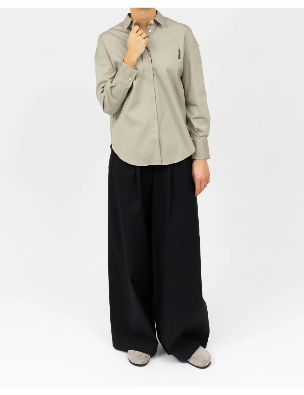 Brunello Cucinelli - Camicia Beige con Monile