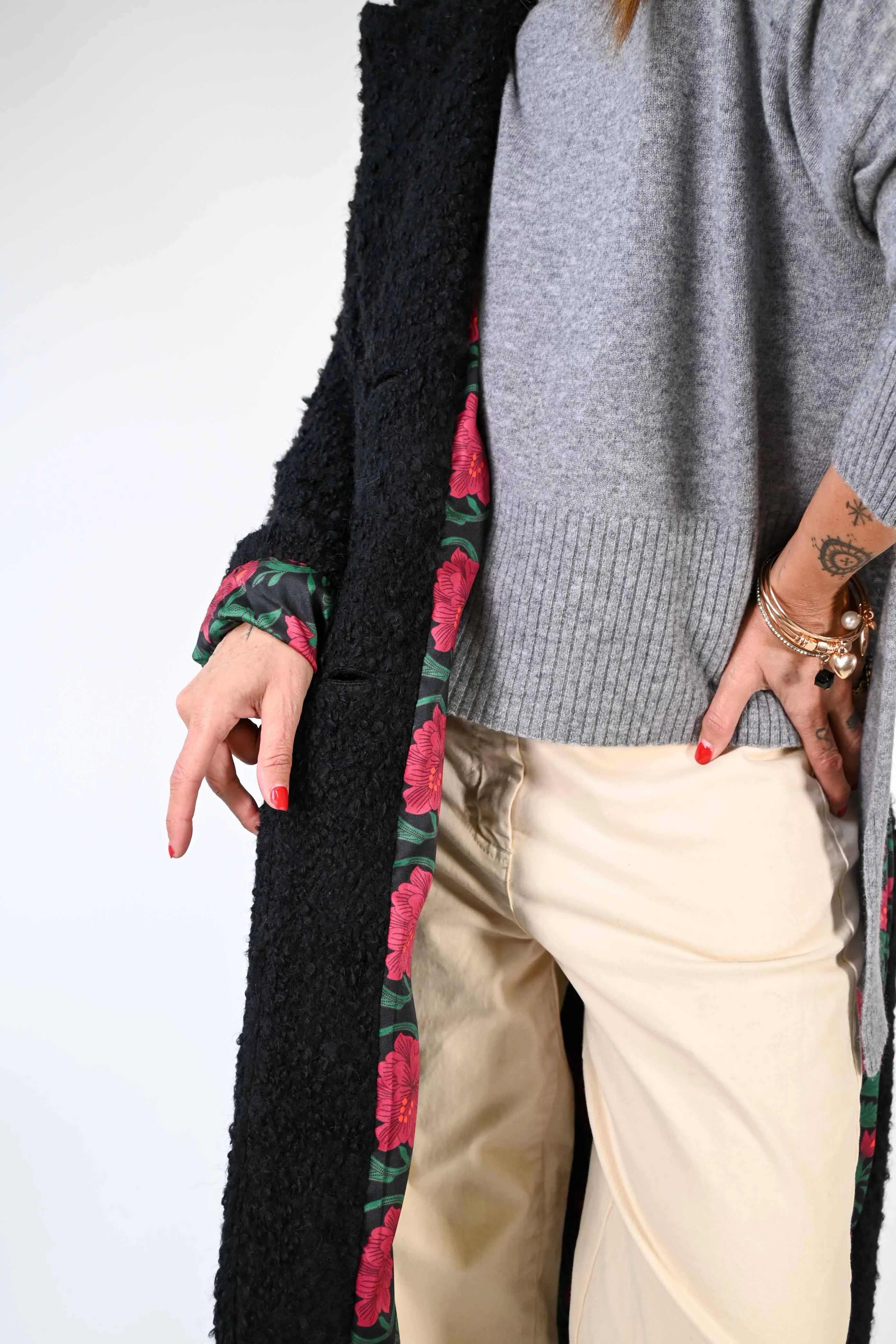 CAPPOTTO AD ORESETTO CON FODERA FLOREALE NERO