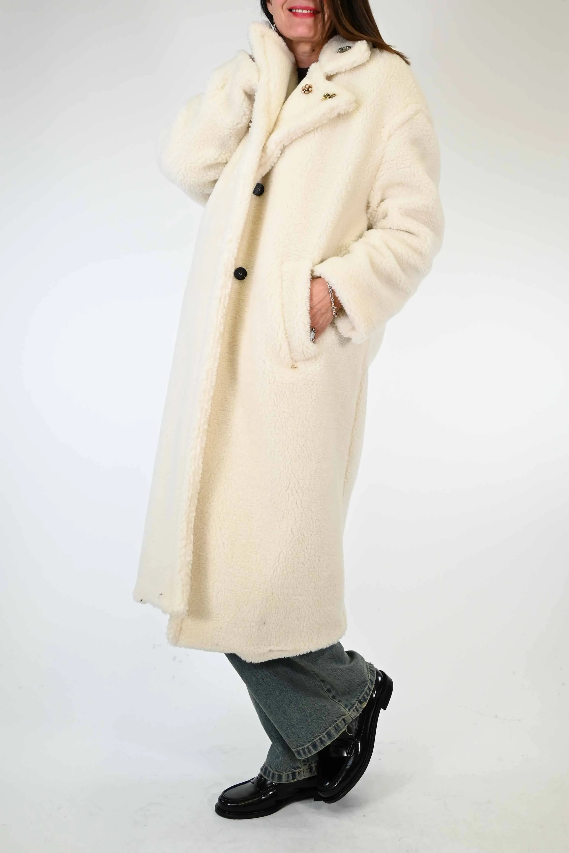 CAPPOTTO AD ORSETTO CON SPILLE COLOR PANNA
