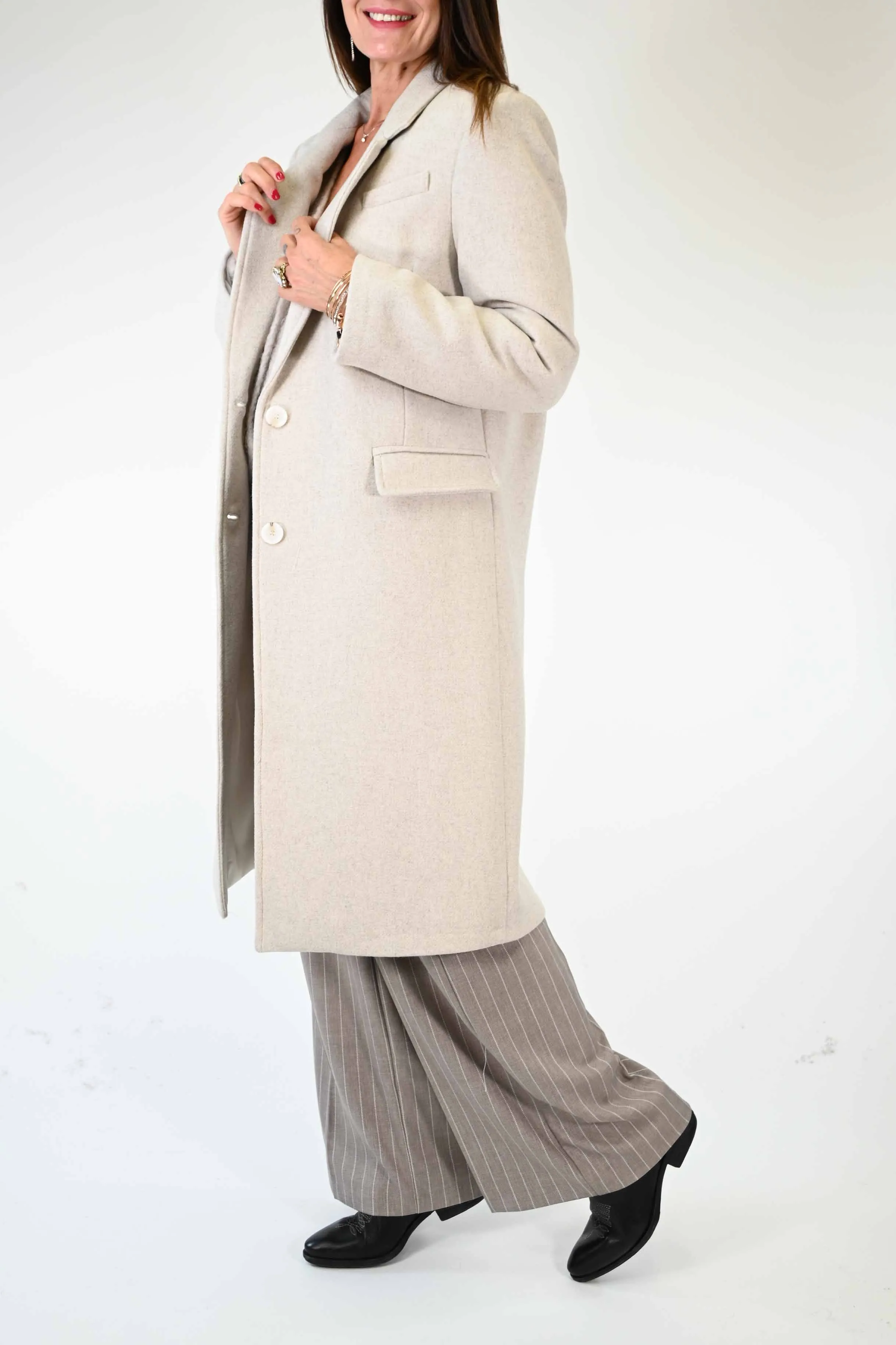 CAPPOTTO DUE BOTTONI OVER IN LANA COLOR BEIGE