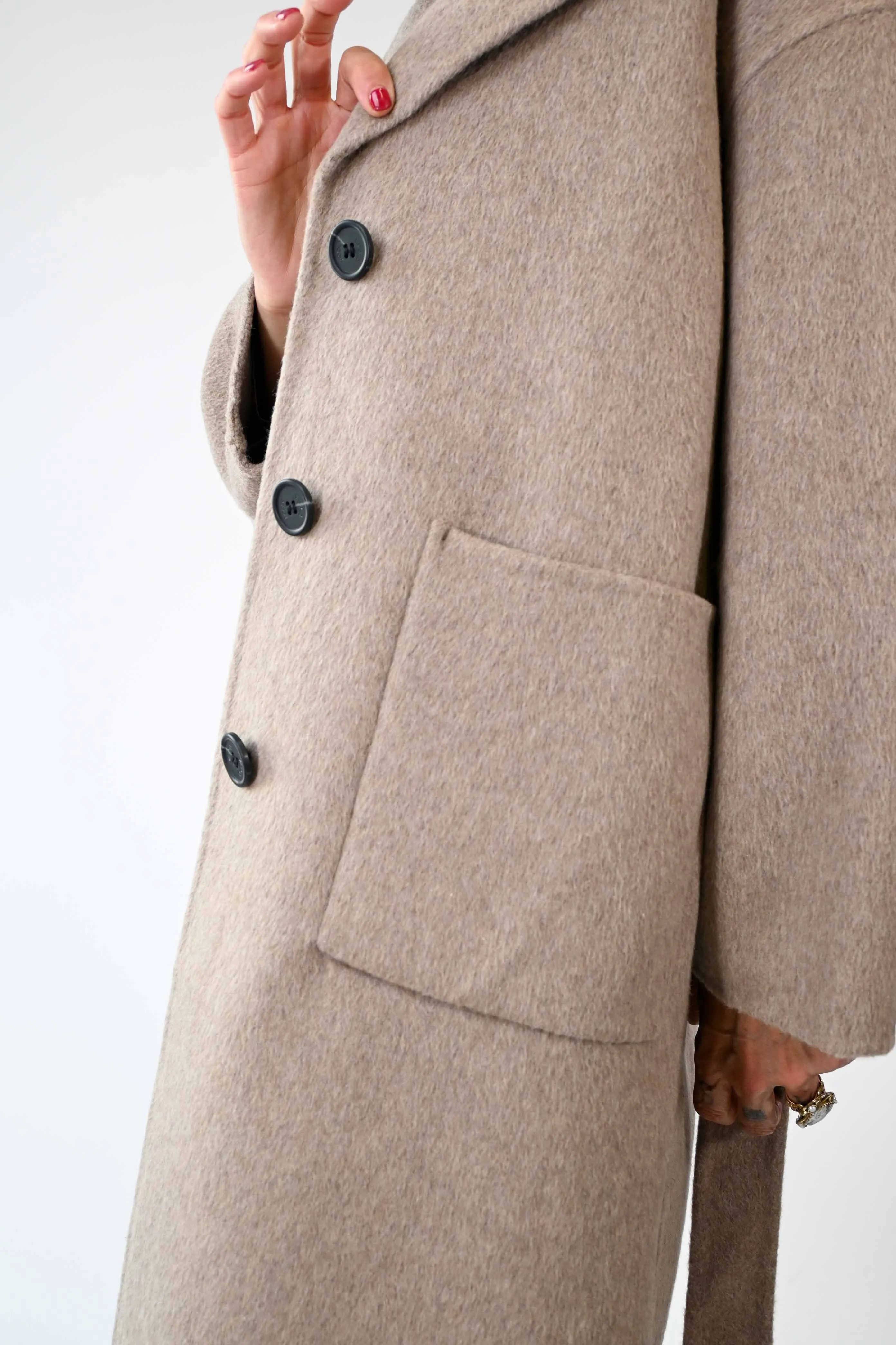 CAPPOTTO HAND MADE  CON CINTURA COLOR CAMMELLO