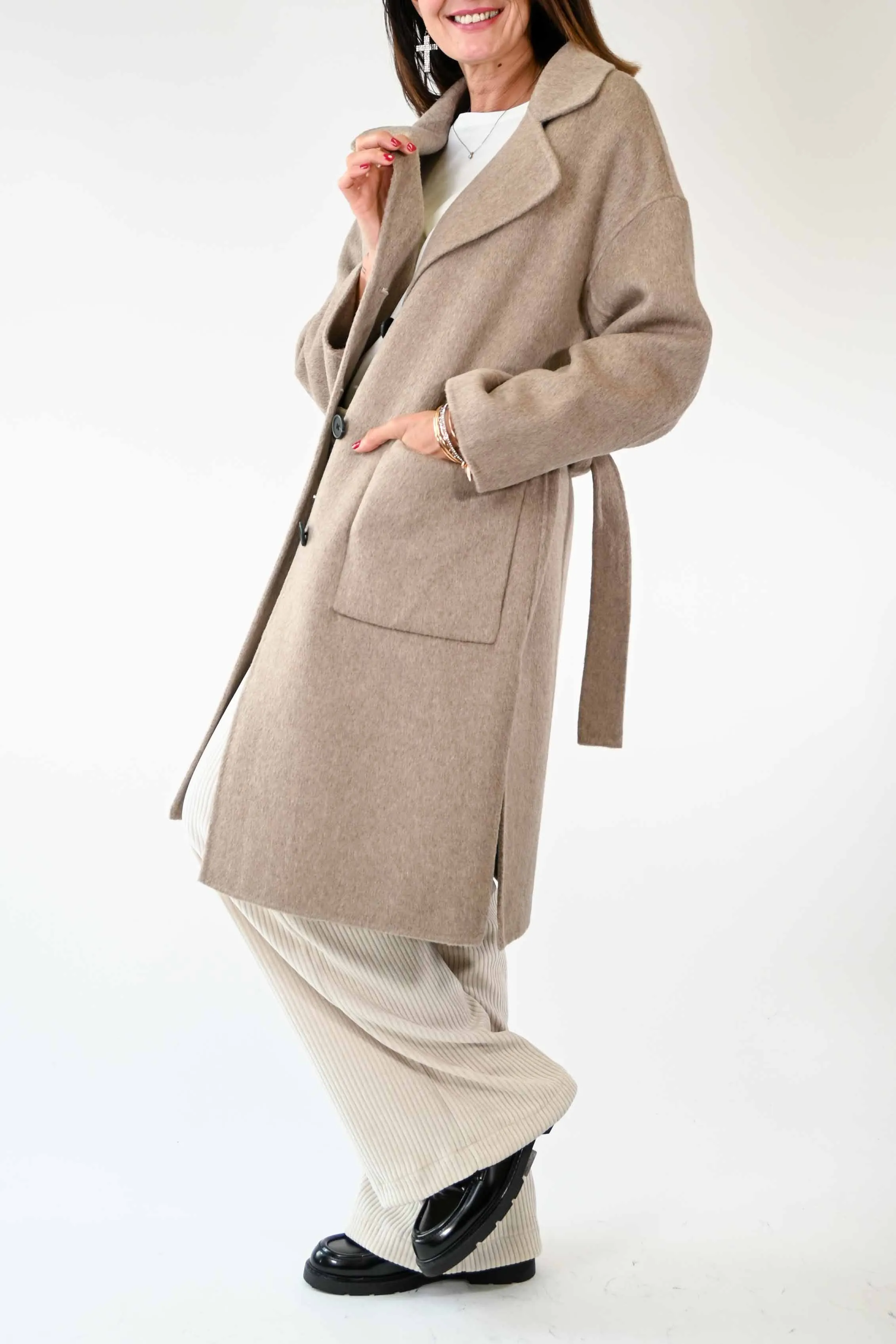CAPPOTTO HAND MADE  CON CINTURA COLOR CAMMELLO