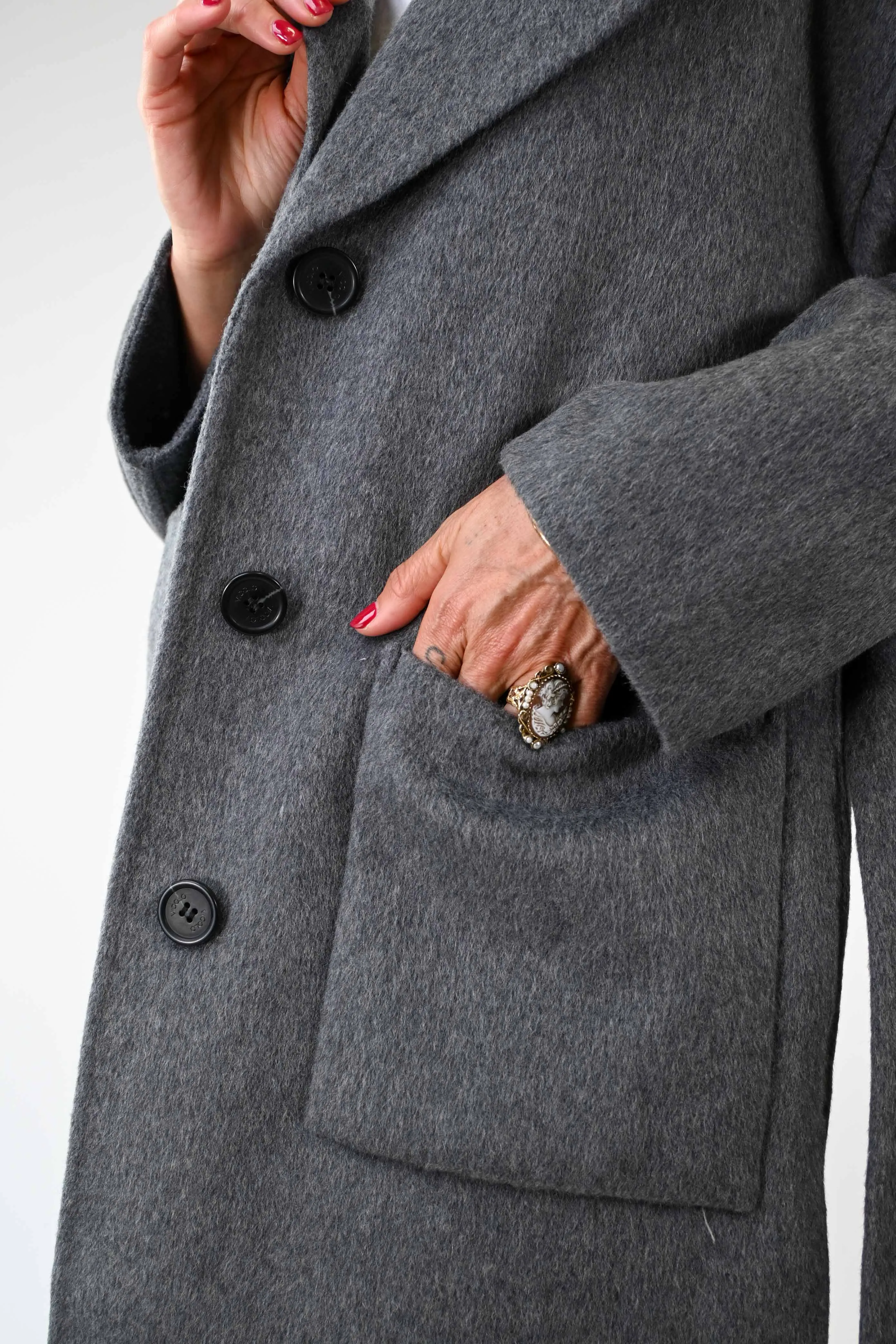 CAPPOTTO HAND MADE CON CINTURA COLOR GRIGIO