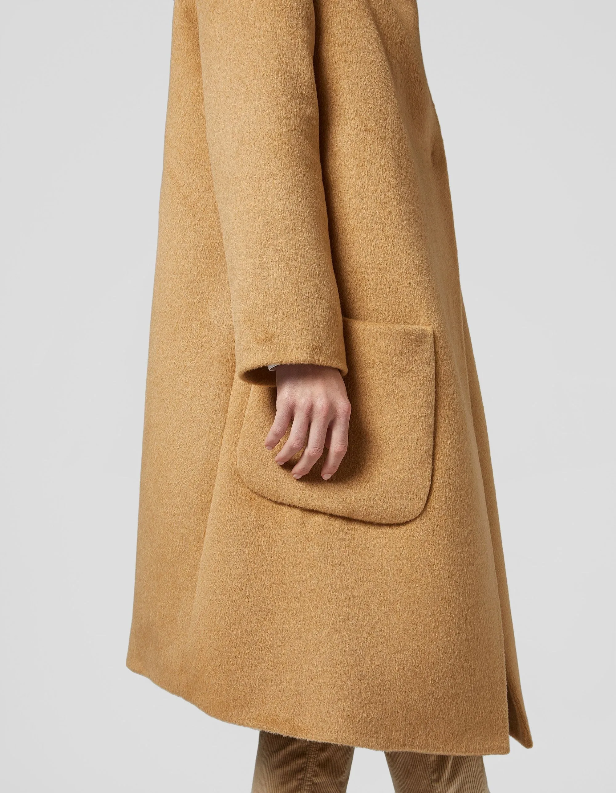 Cappotto over collo a cratere