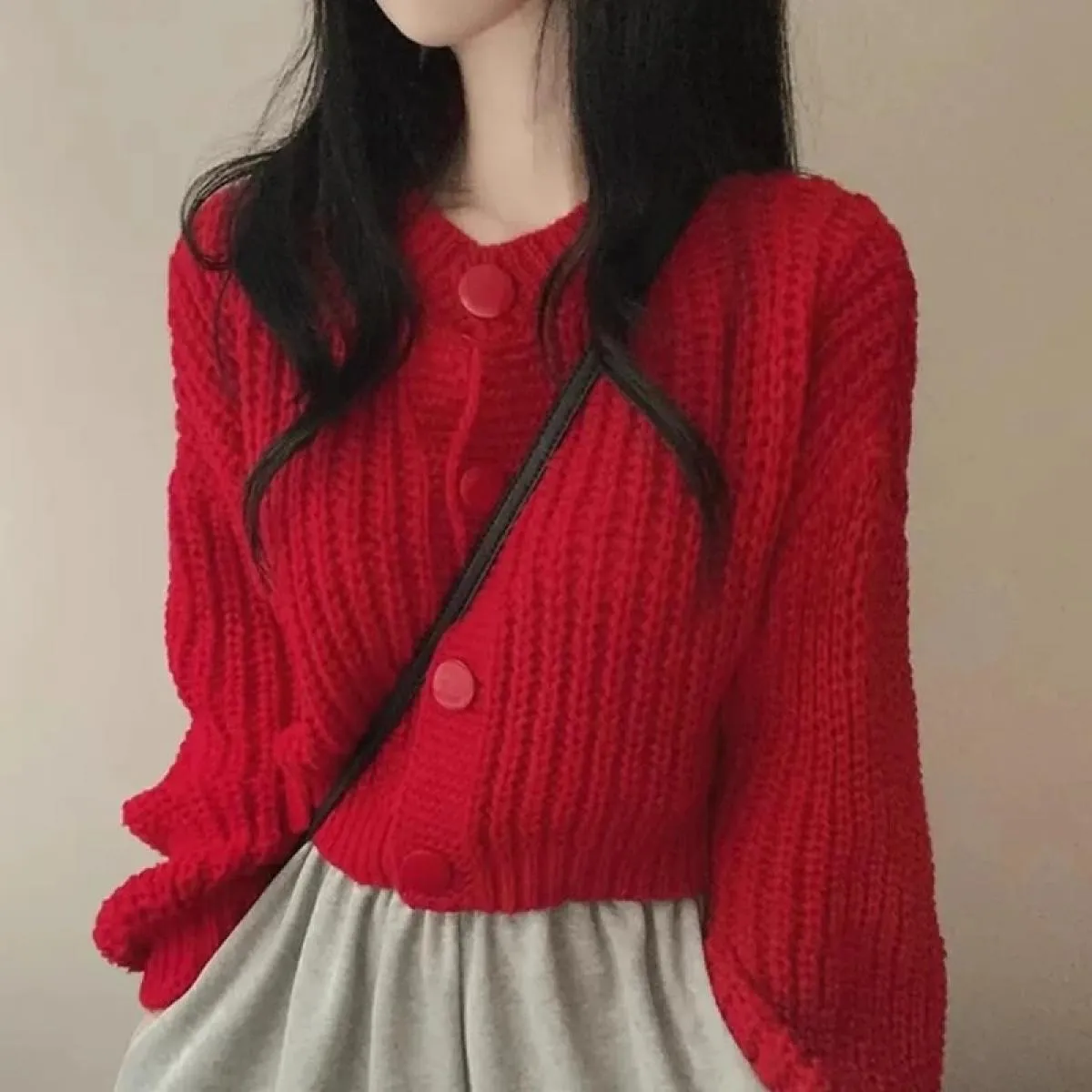 Chic autunno francese girocollo fibbia sciolto maglione corto lavorato a maglia cardigan cappotto maglione da donna