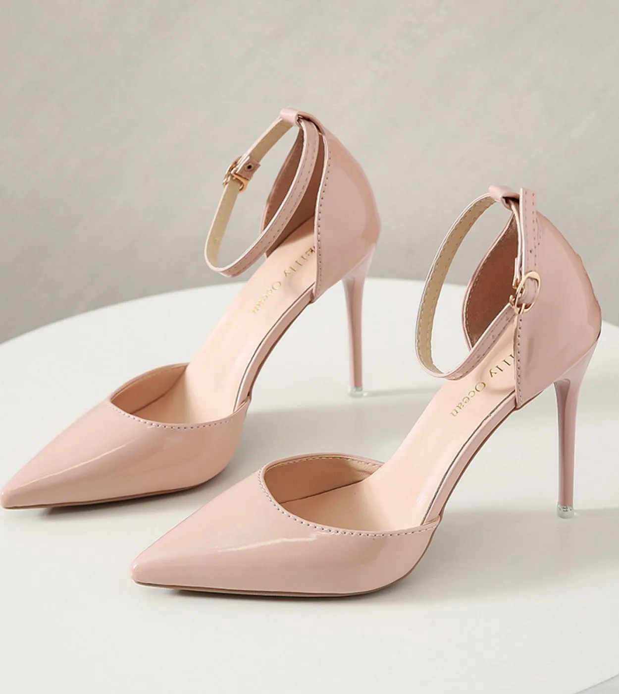 Décolleté con tacco alto Scarpe eleganti con tacco a spillo Scarpe eleganti da donna Tacchi alti a punta
