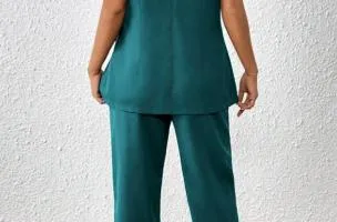 Elegante completo giacca senza maniche e pantaloni, blu