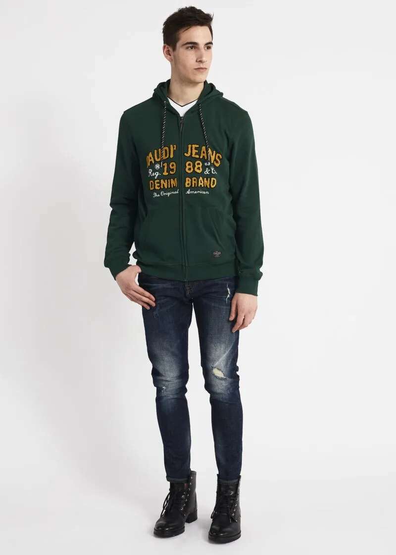 Felpa con zip e patch