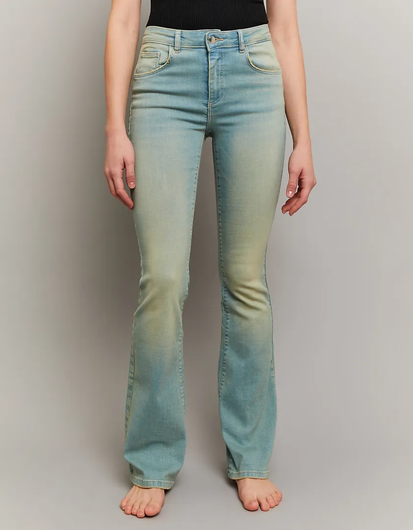 Jeans a Zampa Push Up a Vita Media  