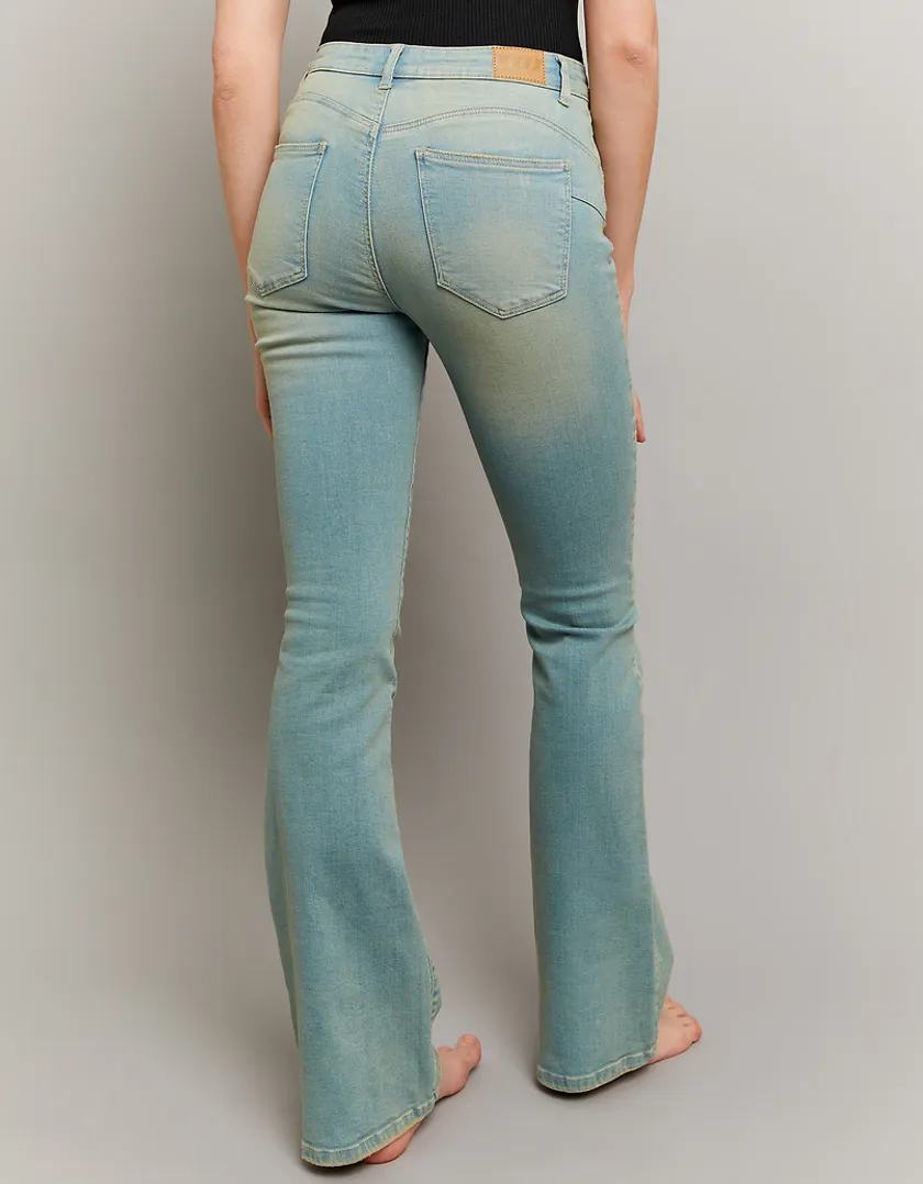 Jeans a Zampa Push Up a Vita Media  