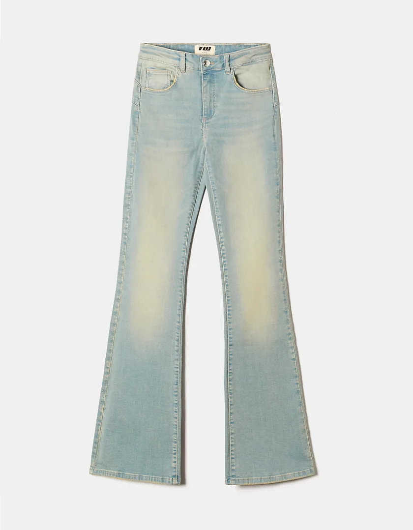Jeans a Zampa Push Up a Vita Media  