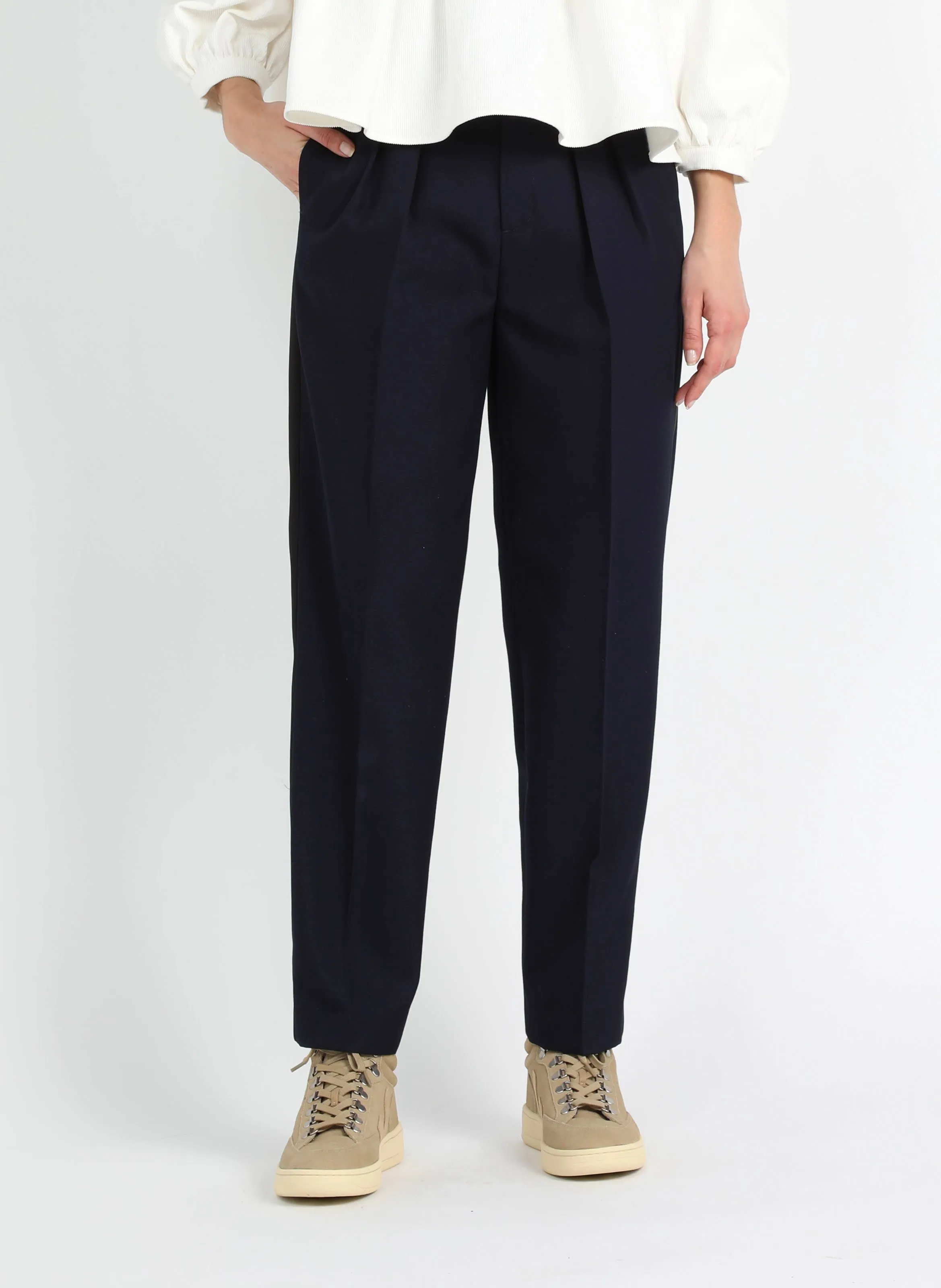  KARL LAGERFELD   Pantaloni con pinces taglio dritto | Blu