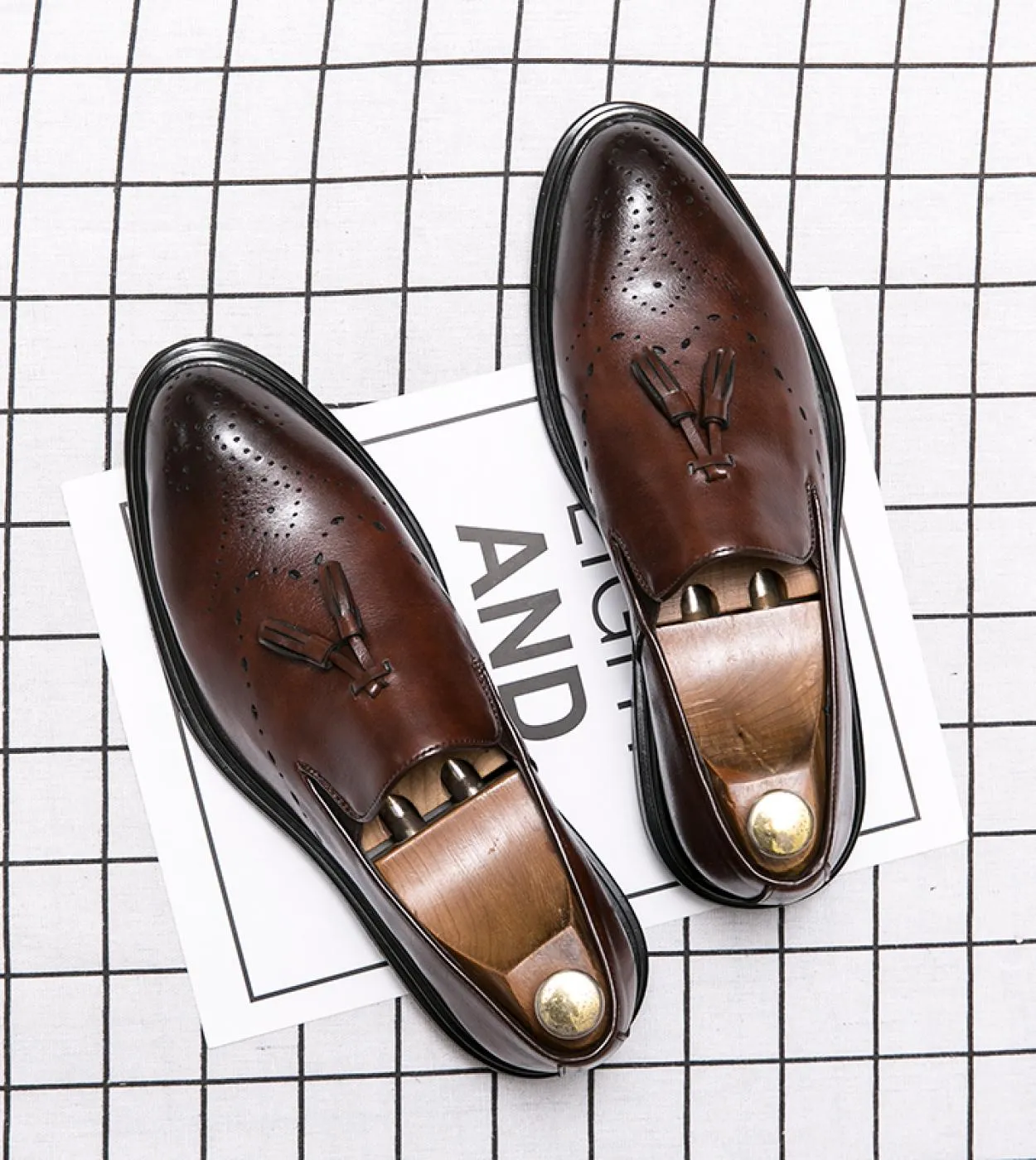 Mocassini eleganti neri da uomo Marca Casual Slip On Oxford Nappa maschile Gentleman Scarpe da lavoro Stile britannico Prom Even