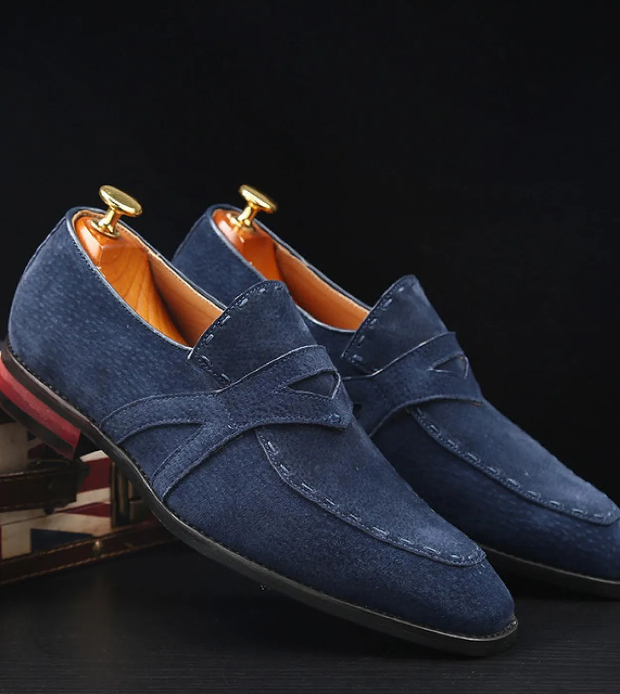 Mocassini in pelle scamosciata Moda uomo Scrub smerigliato a punta Scarpe casual da uomo di grandi dimensioni Scarpe eleganti da