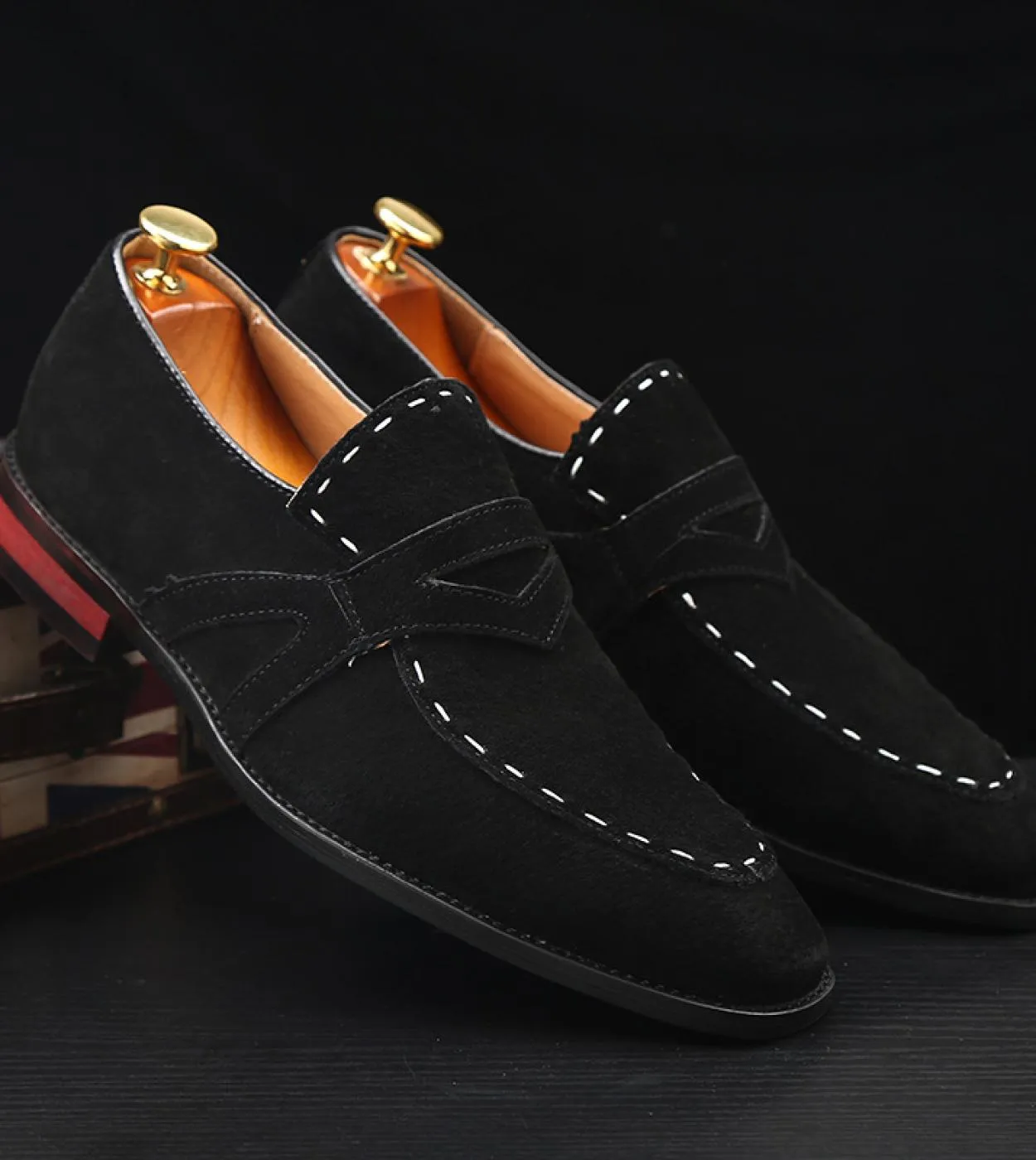 Mocassini in pelle scamosciata Moda uomo Scrub smerigliato a punta Scarpe casual da uomo di grandi dimensioni Scarpe eleganti da