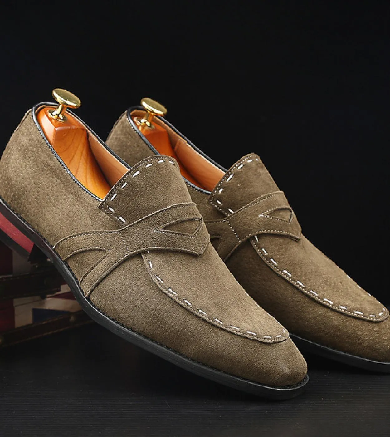 Mocassini in pelle scamosciata Moda uomo Scrub smerigliato a punta Scarpe casual da uomo di grandi dimensioni Scarpe eleganti da