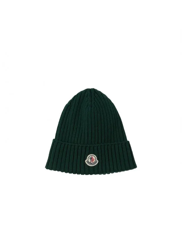 MONCLER     Cappello verde con patch cucito Moncler