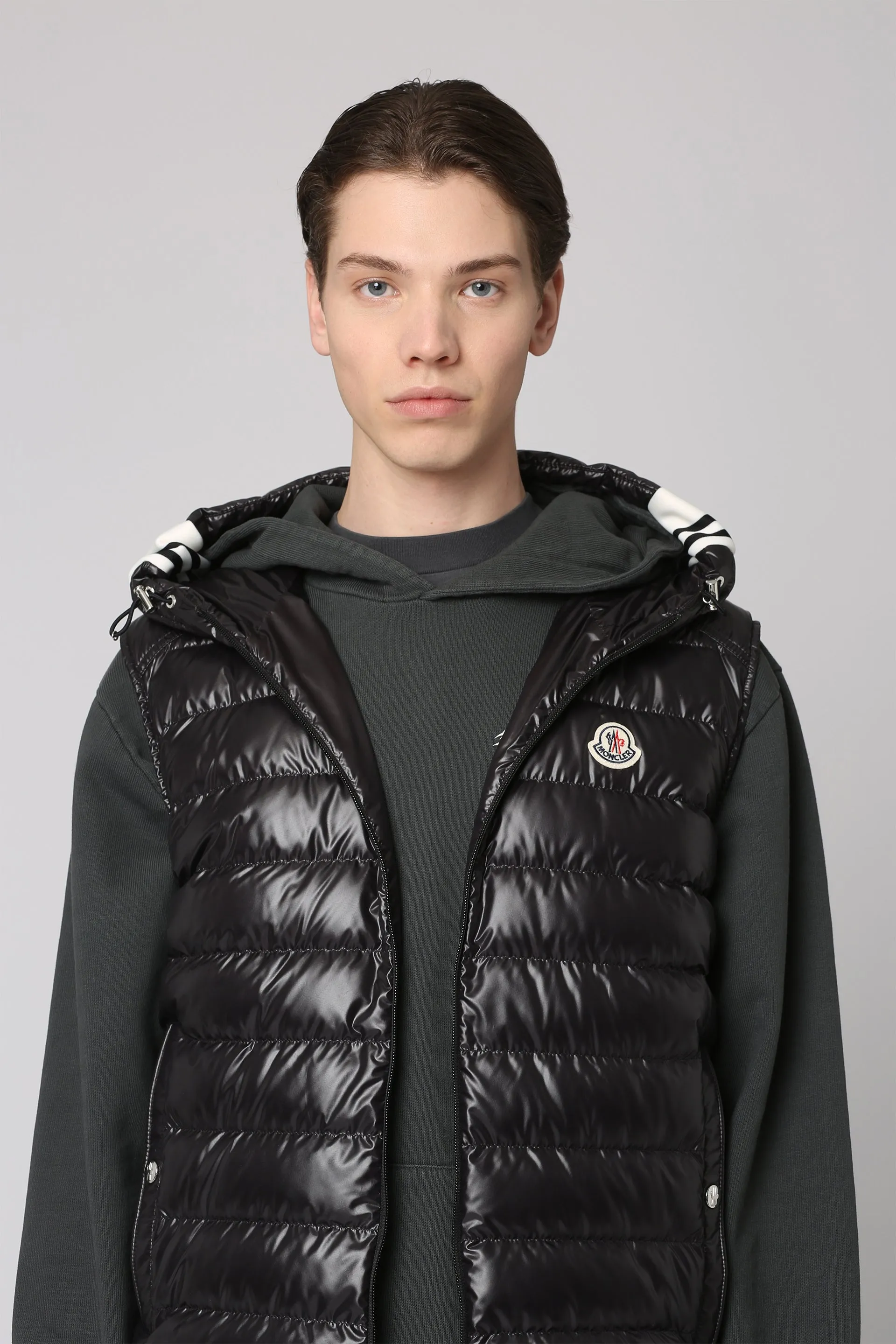 Moncler Gilet imbottito Clai con chiusura a zip