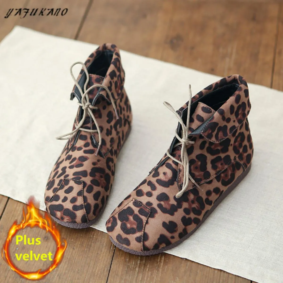 Mori Girl Stivaletti letterari retrò modello leopardato stringati stivali da donna con suola morbida per studenti stivaletti pia