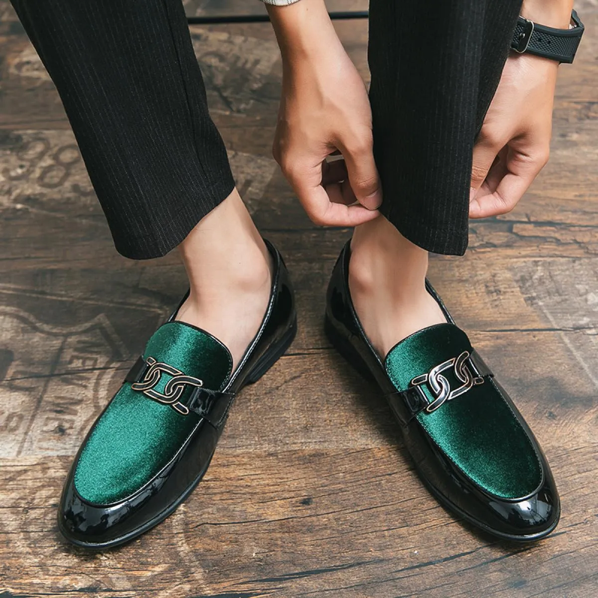 Nuove scarpe da sposa per uomo mocassini slipon in pelle verniciata verde punta tonda scarpe eleganti da uomo spedizione gratuit
