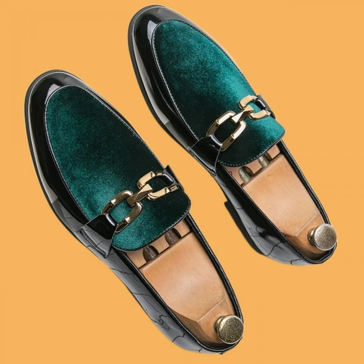 Nuove scarpe da sposa per uomo mocassini slipon in pelle verniciata verde punta tonda scarpe eleganti da uomo spedizione gratuit