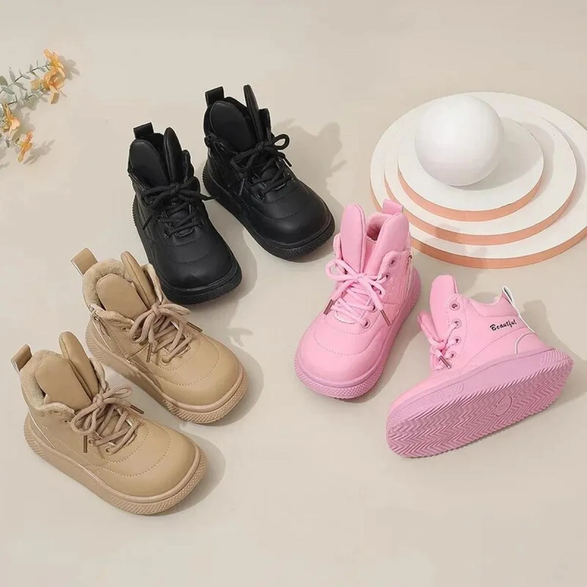 Nuovi stivaletti in pelle moda per bambini Stivaletti stringati con orecchie da coniglio per bambini Ragazzi ragazze antiscivolo
