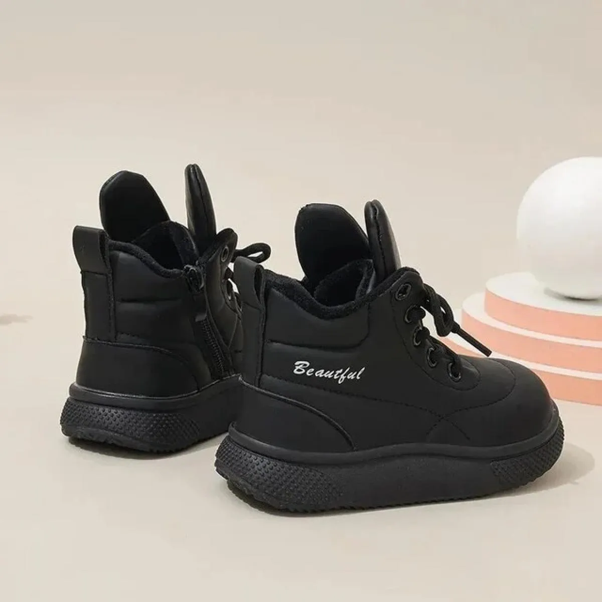 Nuovi stivaletti in pelle moda per bambini Stivaletti stringati con orecchie da coniglio per bambini Ragazzi ragazze antiscivolo