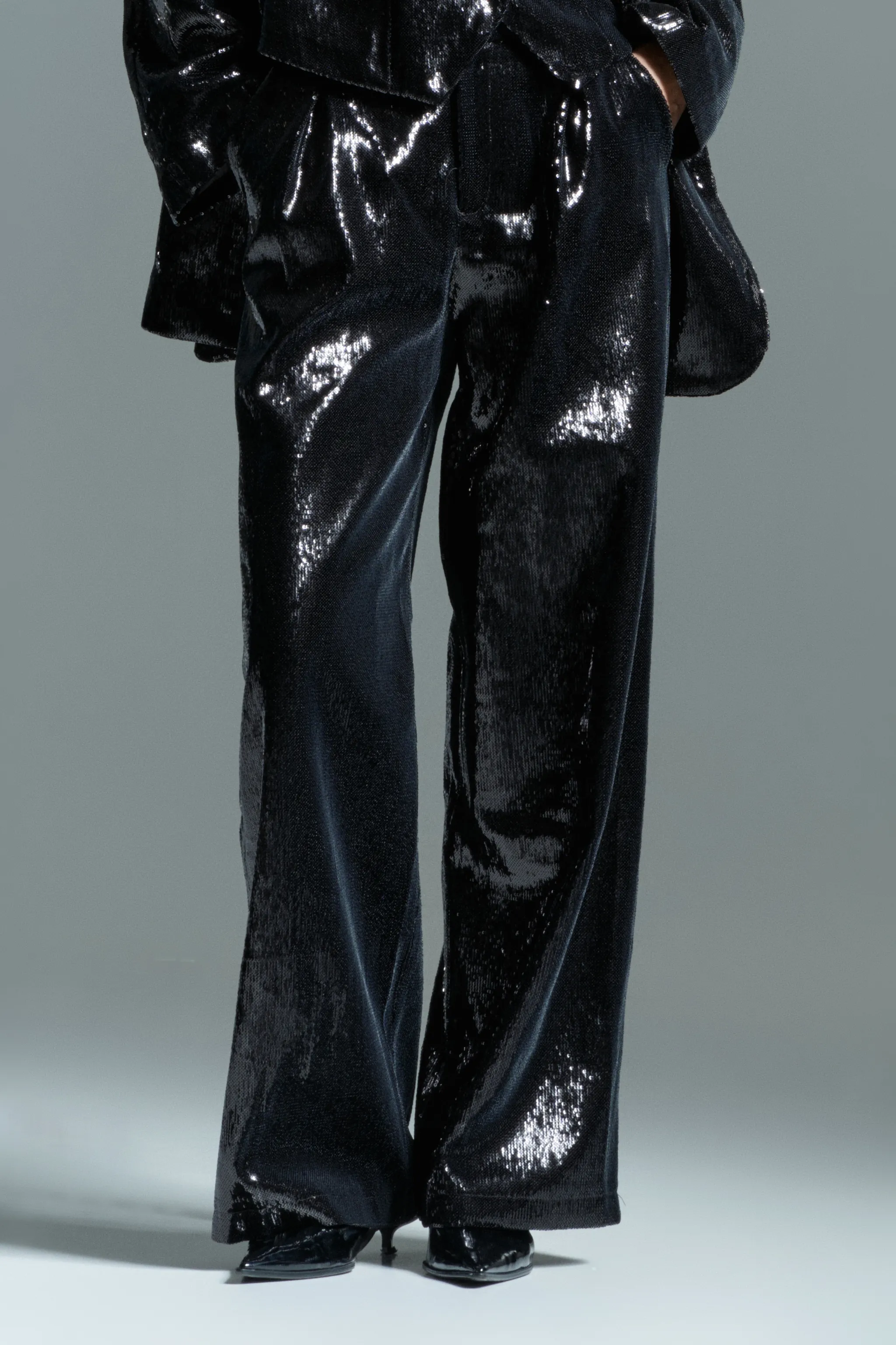 PANTALONI CON PAILLETTES