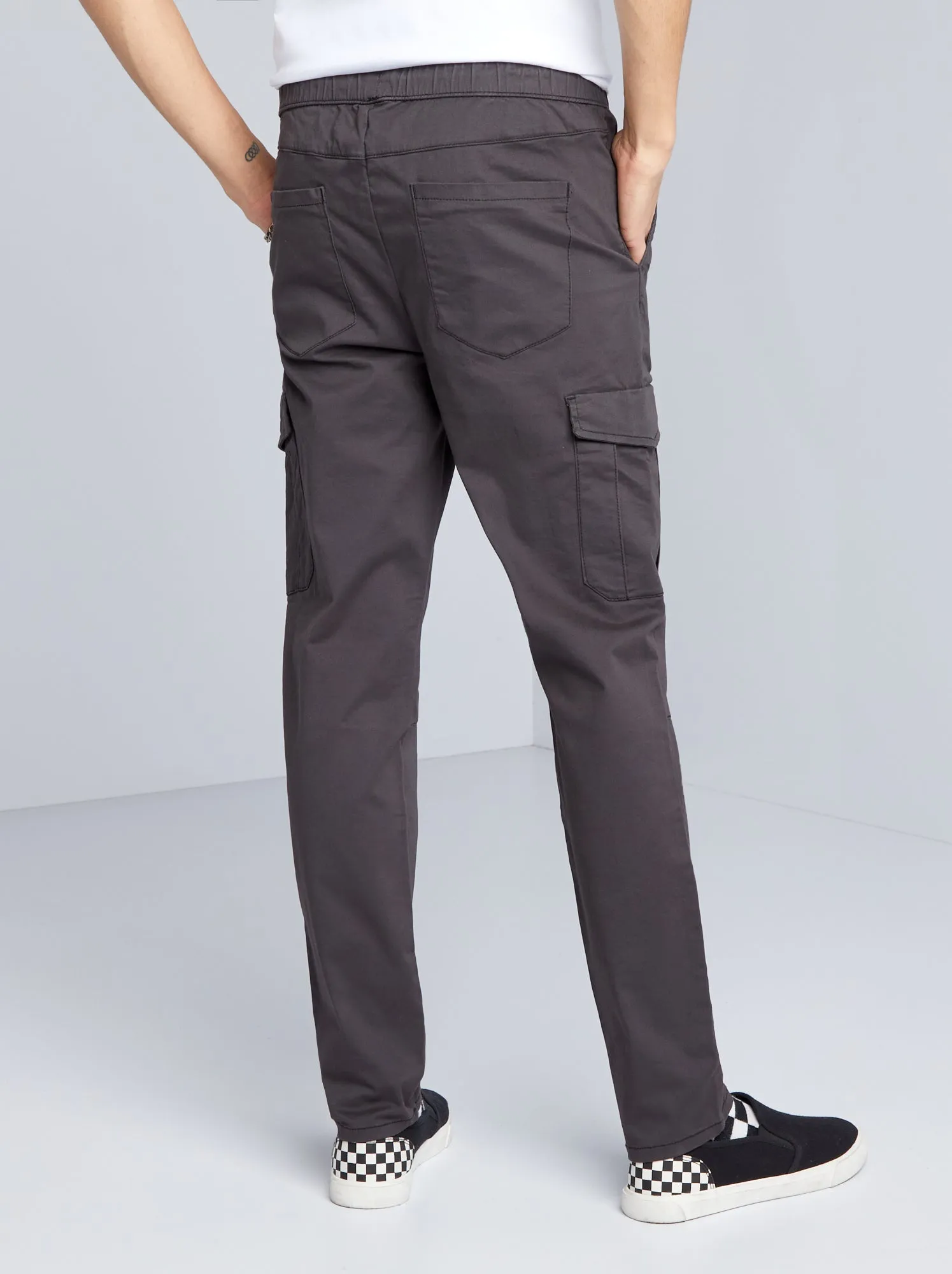 Pantaloni slim multitasche - NERO