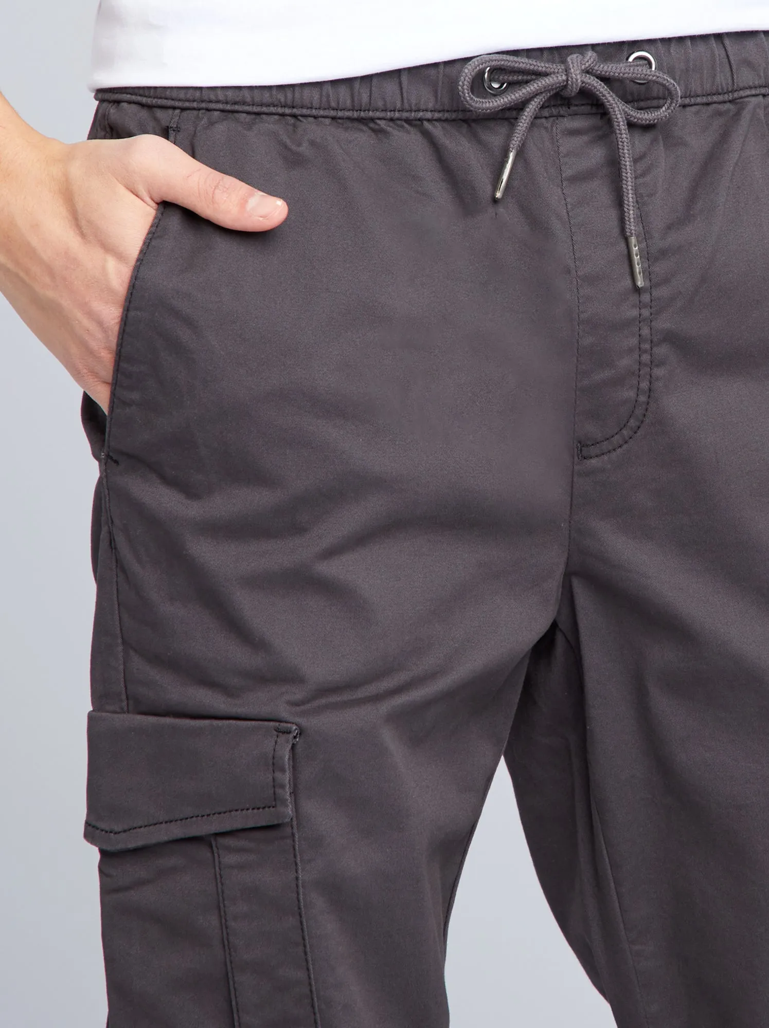 Pantaloni slim multitasche - NERO