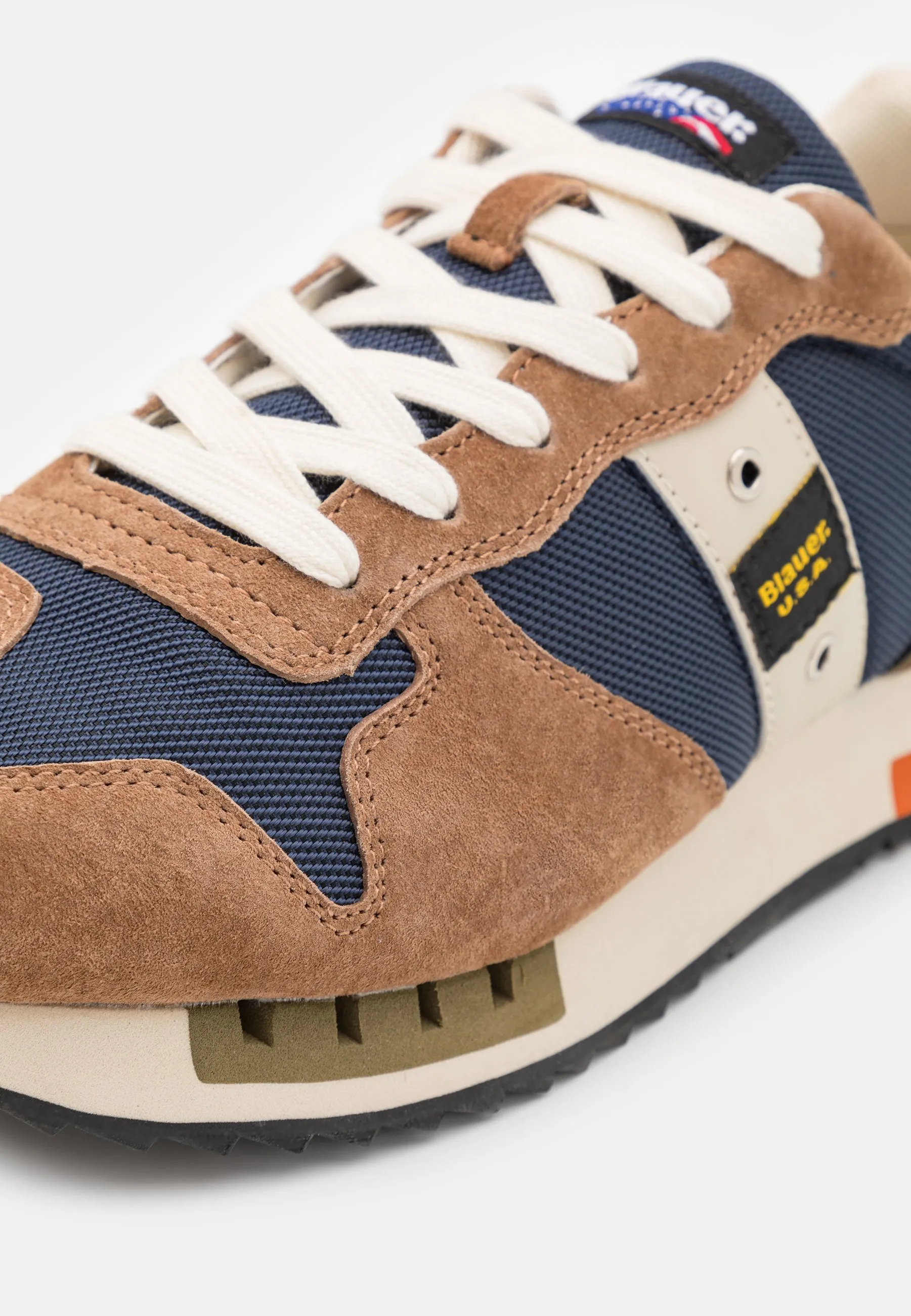 QUEENS - Sneakers basse