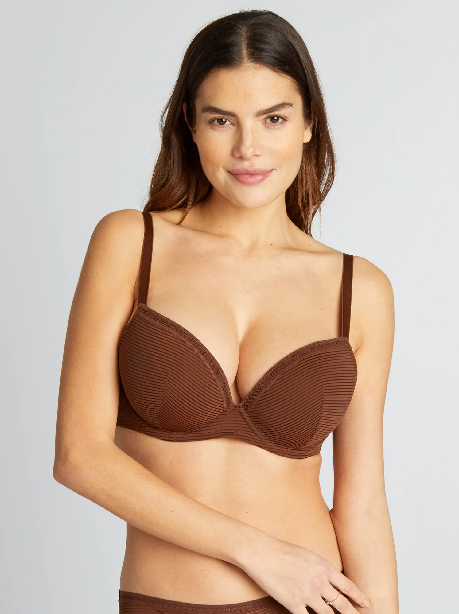 Reggiseno in microfibra a righe fini traforate D&E - MARRONE