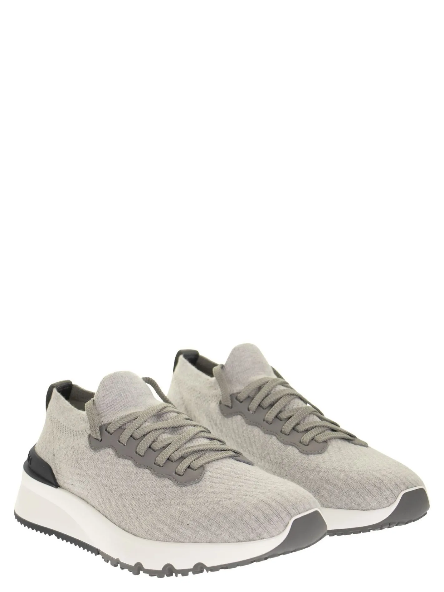 Runners in cotton knit and semi-glossy calf leather