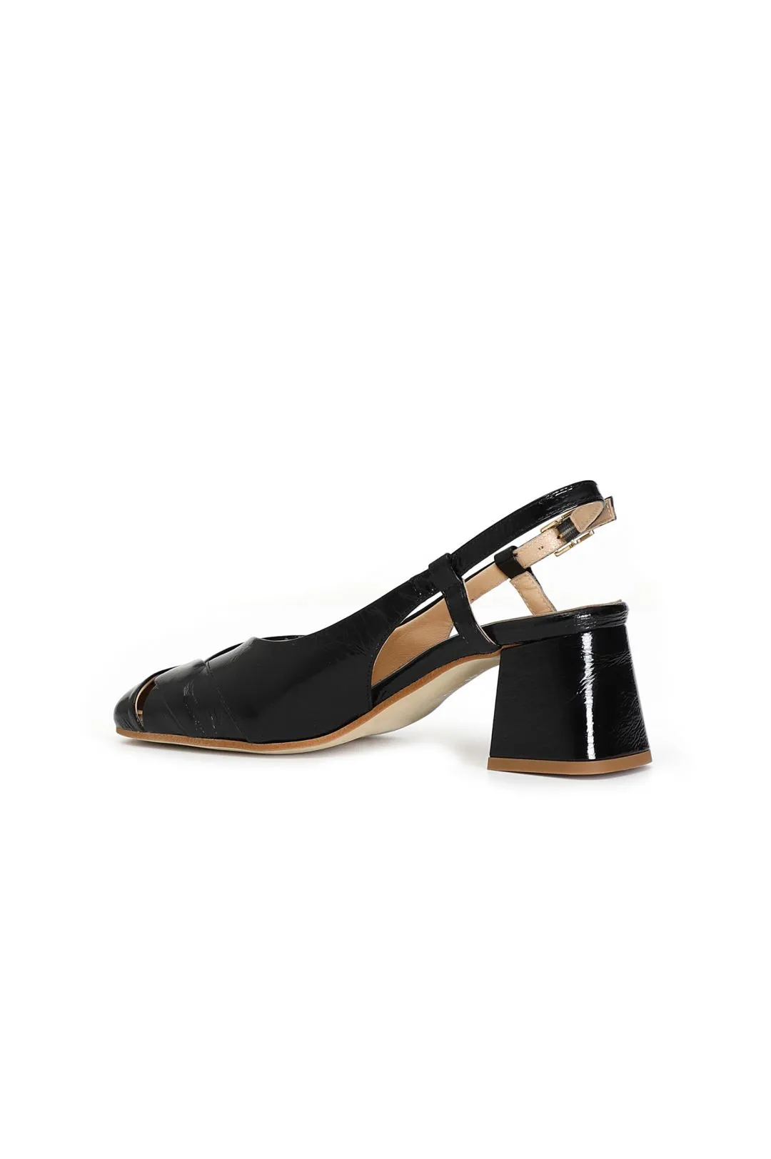 scarpe aperte dietro in pelle di vernice con tomaia intrecciata nero