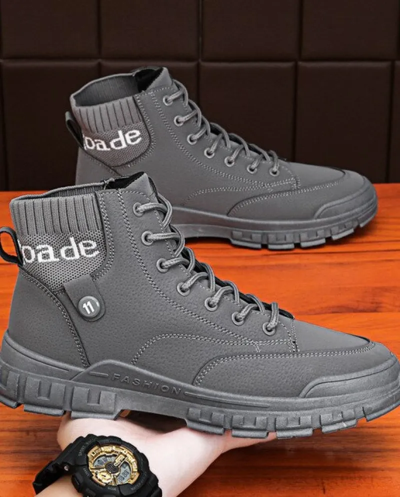 Scarpe casual da uomo British Fashion High Top Sneakers High Top Tide Shoes Scarpe stringate in vera pelle Mocassini Tooling