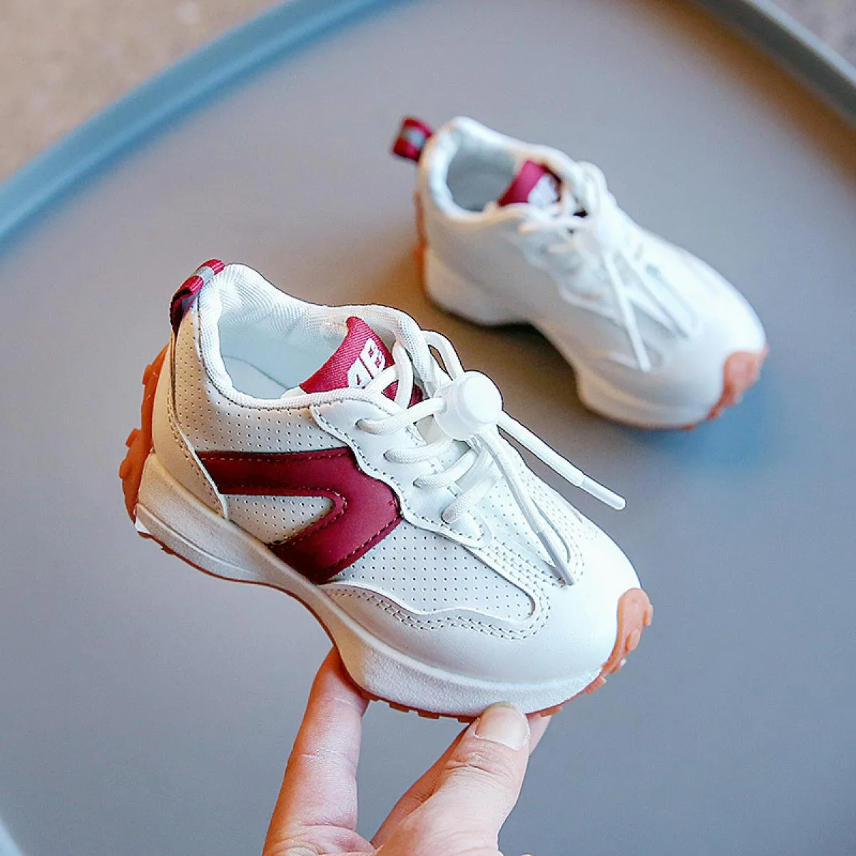 Scarpe da ginnastica a righe Scarpe da ginnastica per bambini Scarpe per bambini Scarpe da tennis Scarpe per bambini Scarpe casu
