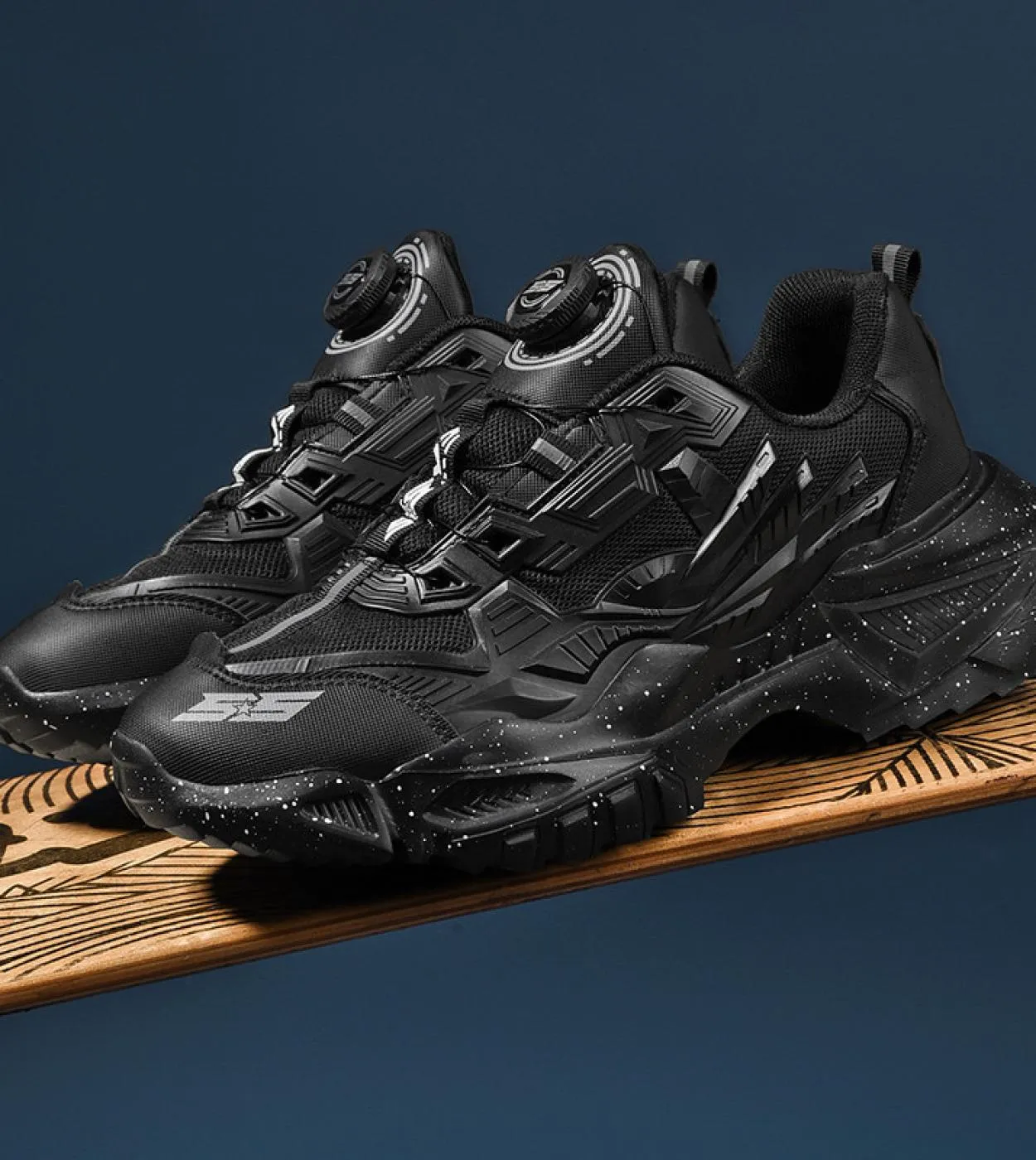 Scarpe Uomo Sneakers Uomo Casual Uomo Scarpe Tenis Scarpe di lusso Trainer Race Scarpe traspiranti Moda Mocassini Scarpe da cors