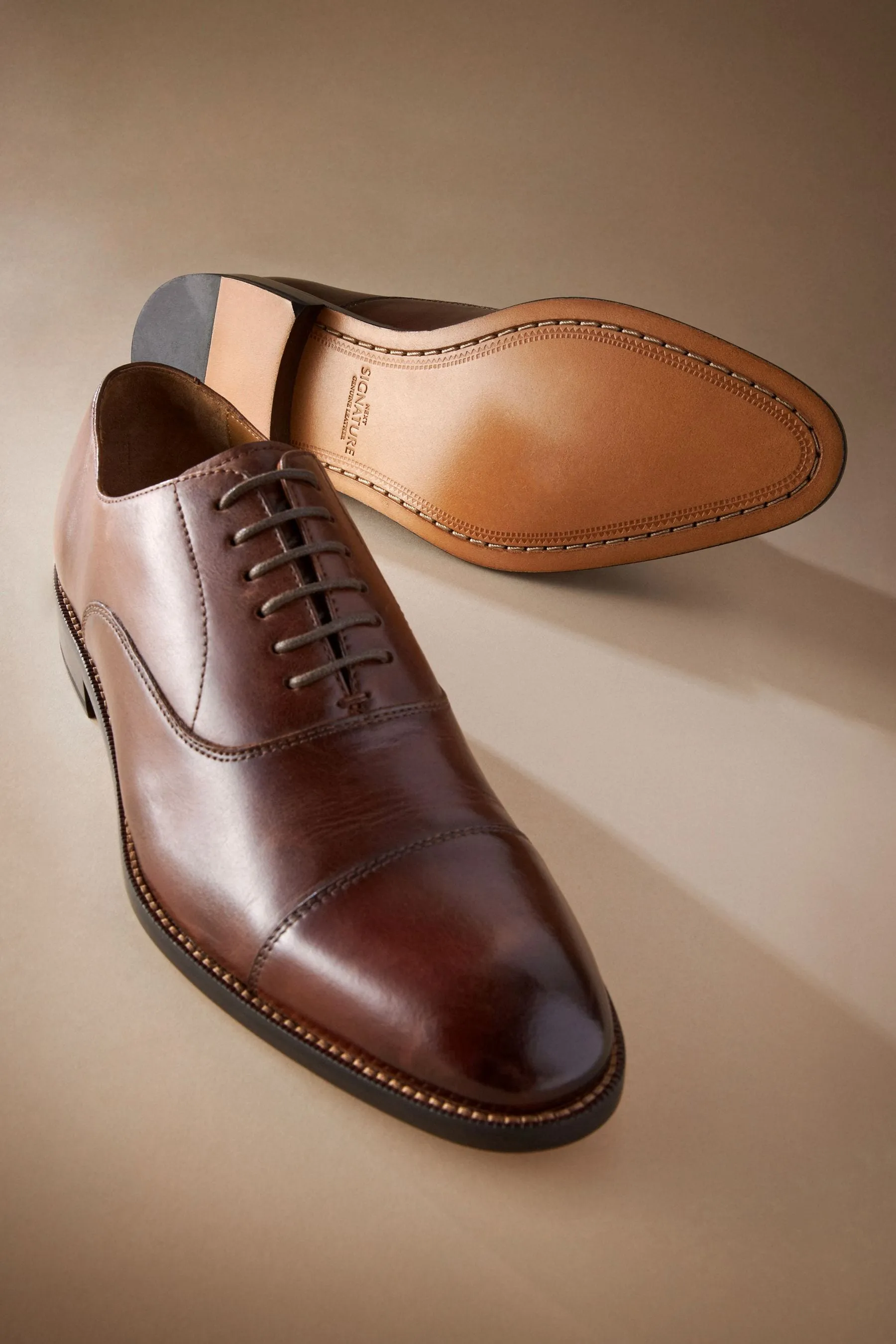 Signature - Scarpe Oxford cap toe con punta rinforzata e suola in pelle    