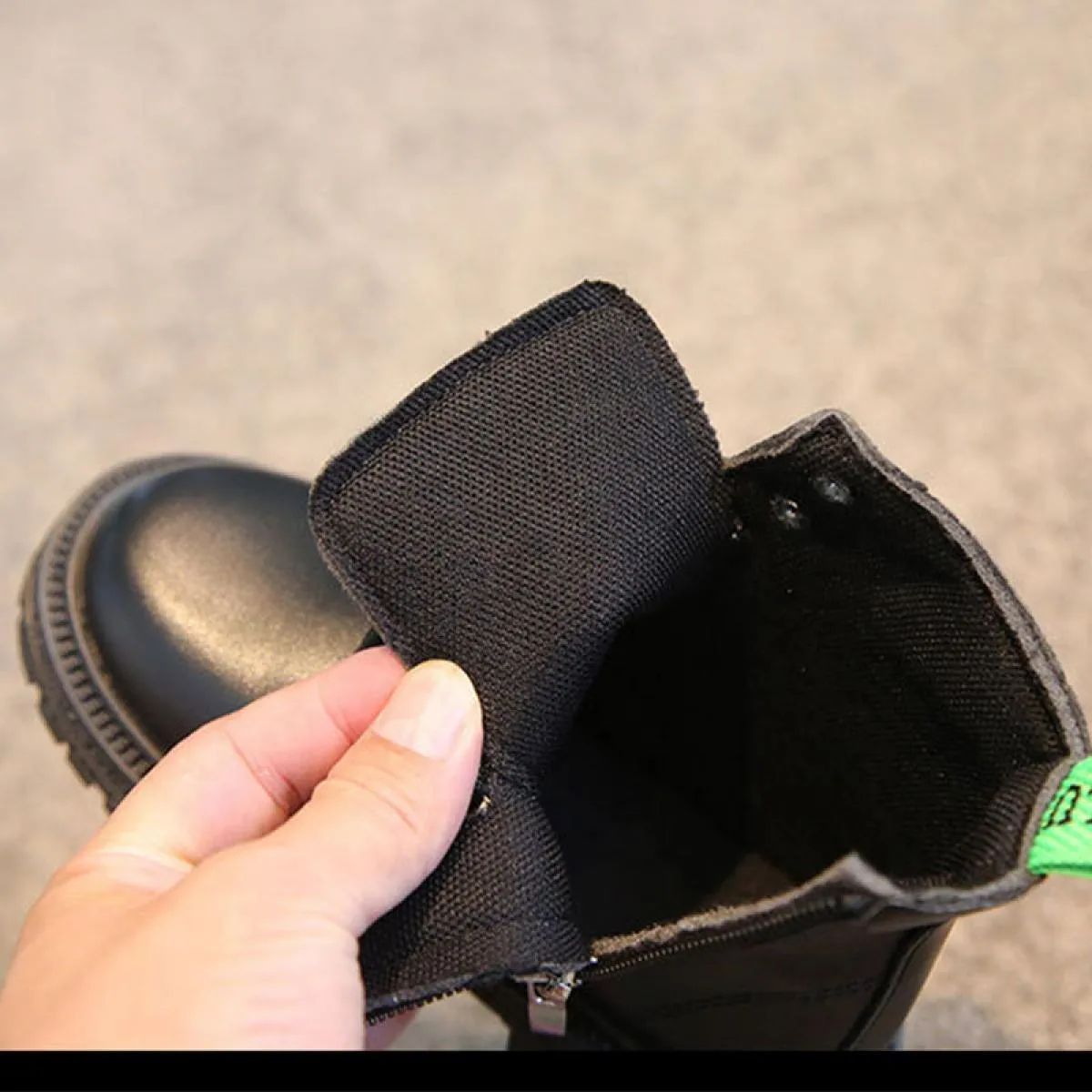 Stivaletti autunnali per bambini Stivaletti corti con cerniera laterale alla moda per bambini Piattaforma per bambini Fondo spes