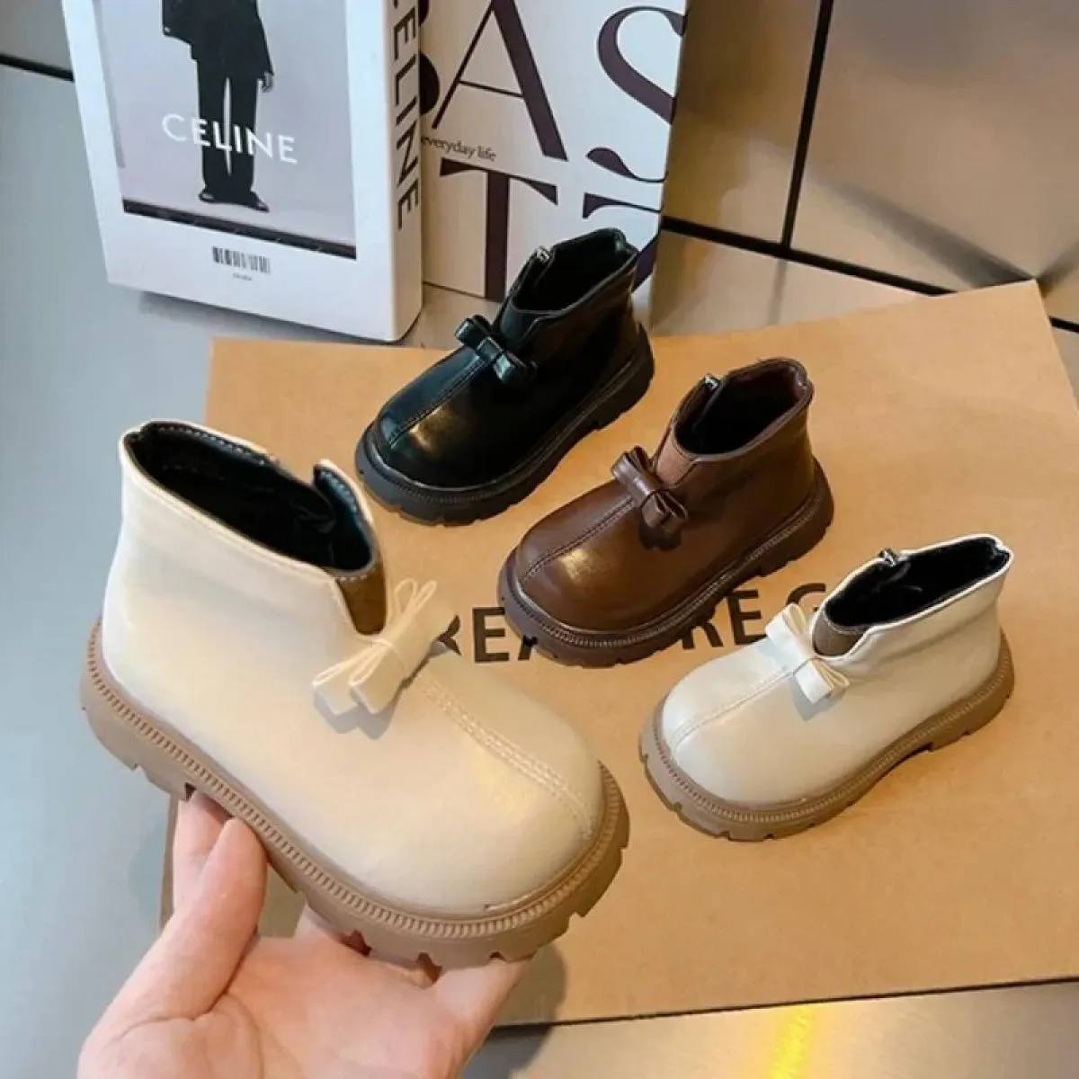 Stivaletti Bowknot alla moda Scarpe da principessa per ragazze Nuovo 2024 Stivaletti semplici antiscivolo per bambini Stivali ca