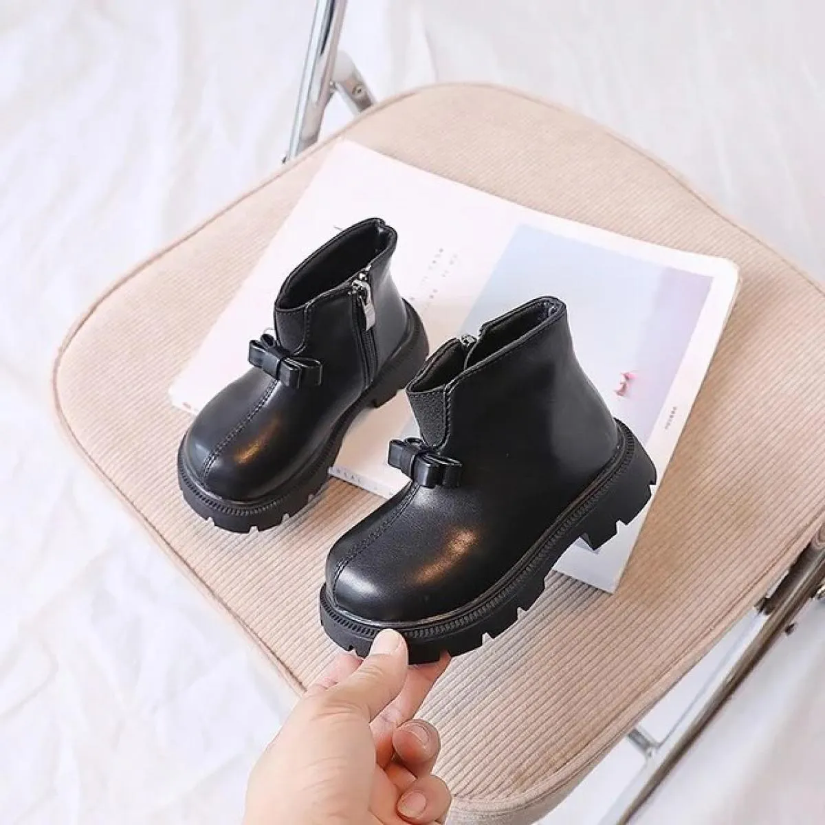 Stivaletti Bowknot alla moda Scarpe da principessa per ragazze Nuovo 2024 Stivaletti semplici antiscivolo per bambini Stivali ca