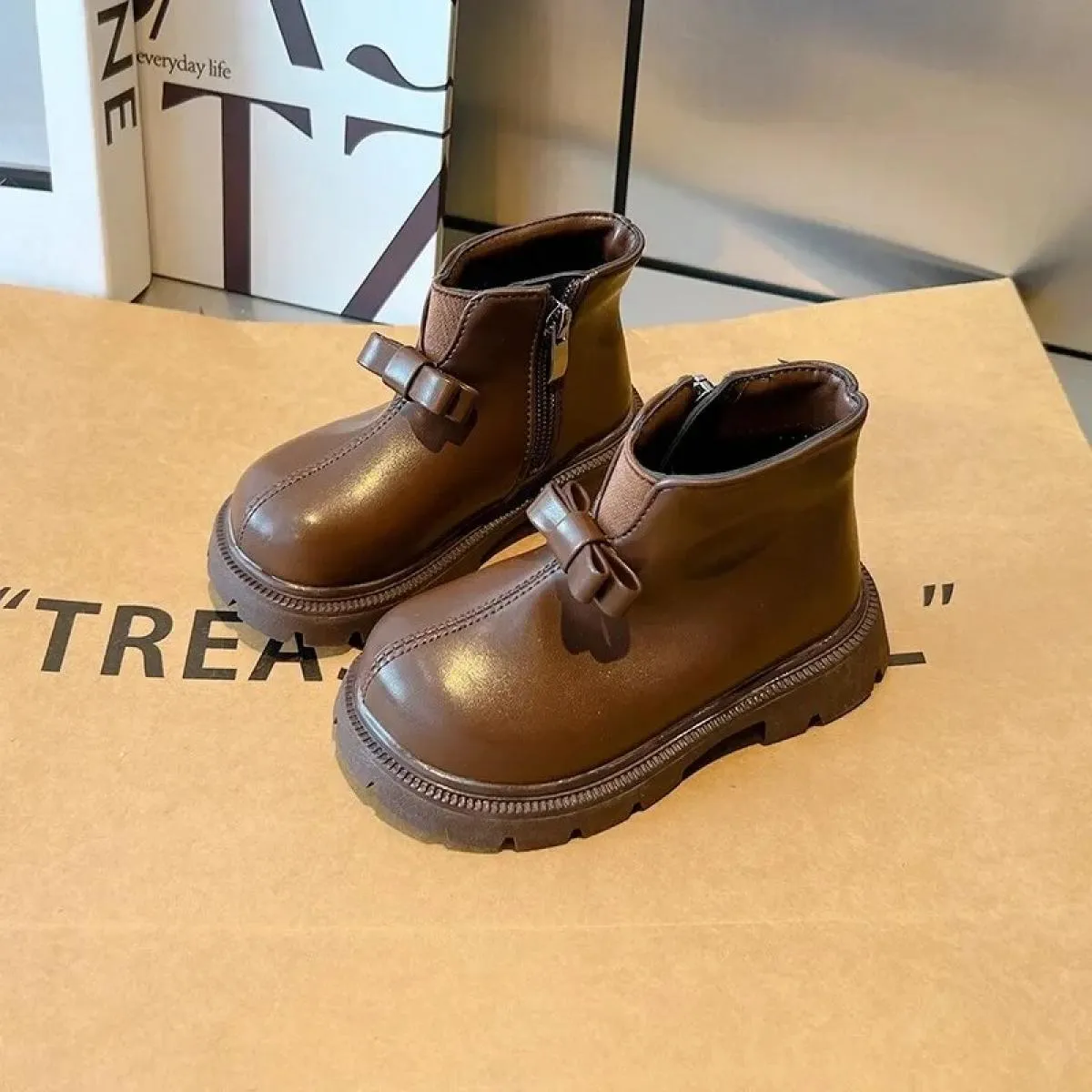 Stivaletti Bowknot alla moda Scarpe da principessa per ragazze Nuovo 2024 Stivaletti semplici antiscivolo per bambini Stivali ca