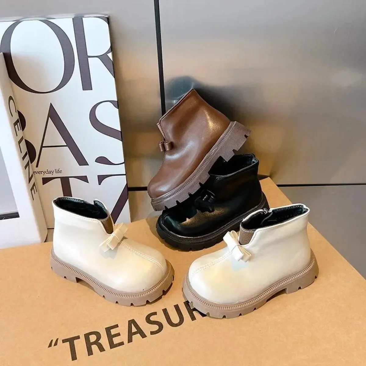 Stivaletti Bowknot alla moda Scarpe da principessa per ragazze Nuovo 2024 Stivaletti semplici antiscivolo per bambini Stivali ca