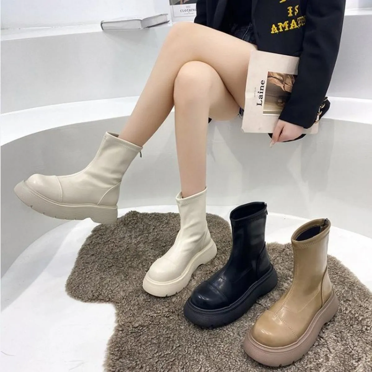 Stivaletti Donna Primavera e Autunno 2022 New Net Red Fashion Cento Muffin Fondo spesso Autunno Sottile Stivaletti marea